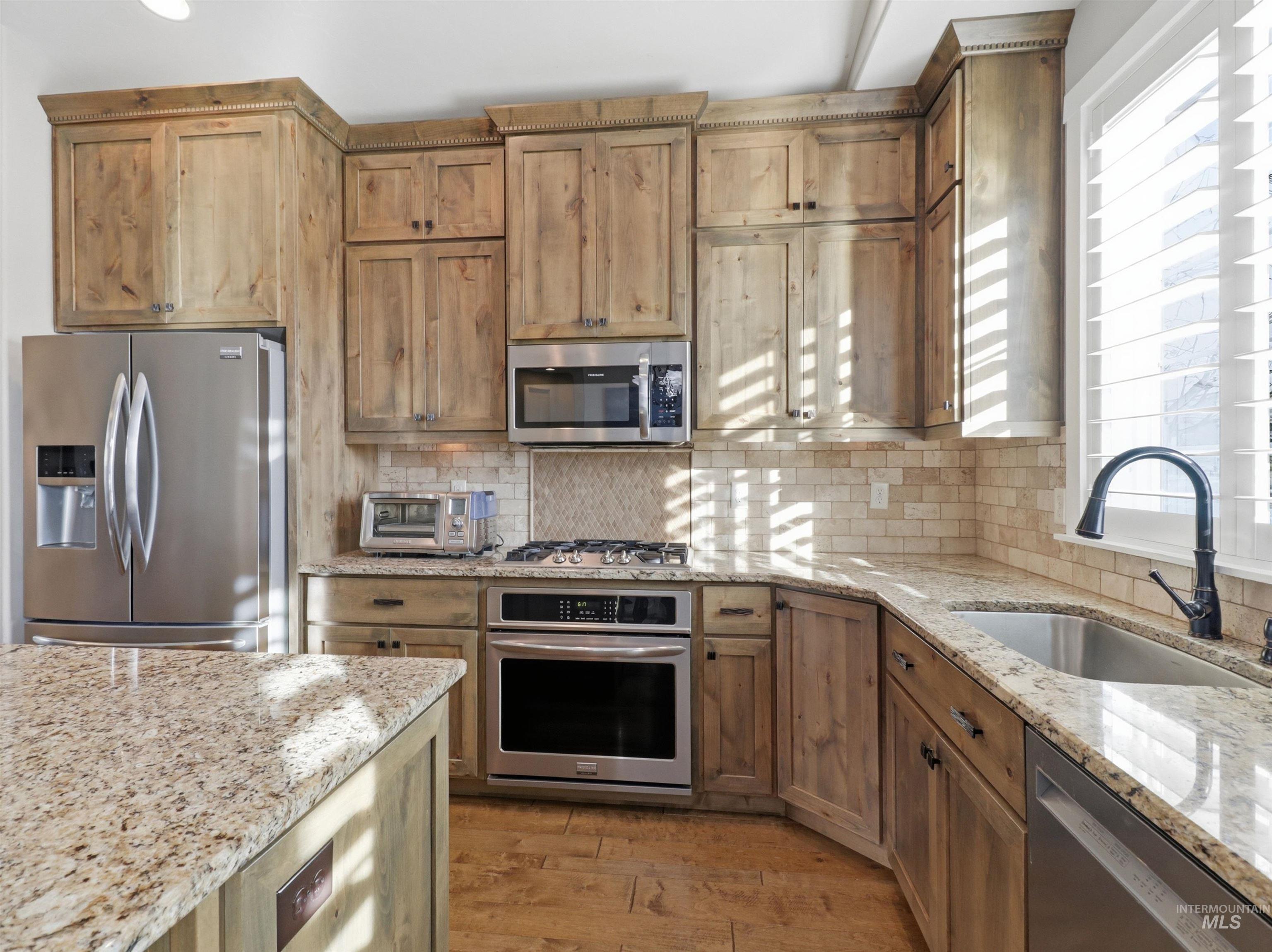 5824 W Tantallon St, Boise, Idaho 83714, 3 Bedrooms, 3 Bathrooms, Residential For Sale, Price $525,000, 98979076