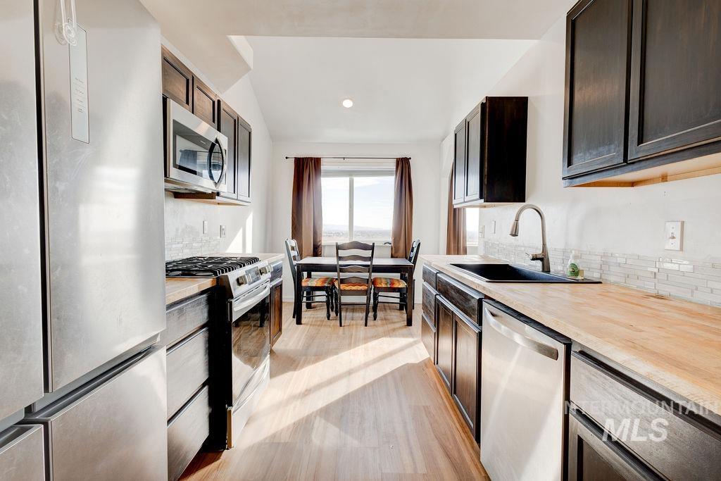 6354 E Panorama Dr, Idaho Falls, Idaho 83401, 4 Bedrooms, 3 Bathrooms, Residential For Sale, Price $538,000,MLS 98979078