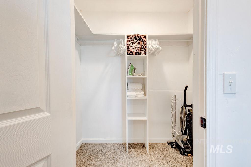 6354 E Panorama Dr, Idaho Falls, Idaho 83401, 4 Bedrooms, 3 Bathrooms, Residential For Sale, Price $538,000,MLS 98979078