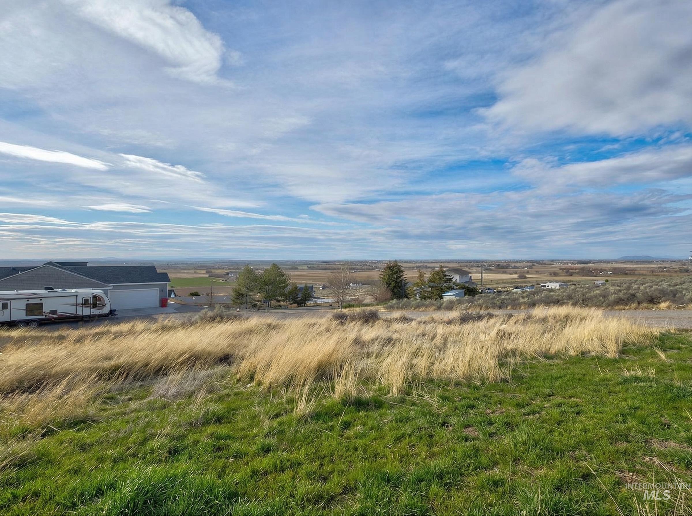 6354 E Panorama Dr, Idaho Falls, Idaho 83401, 4 Bedrooms, 3 Bathrooms, Residential For Sale, Price $538,000,MLS 98979078