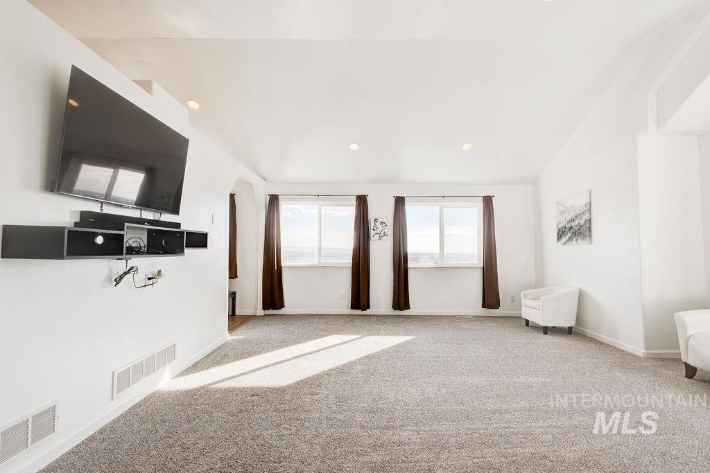 6354 E Panorama Dr, Idaho Falls, Idaho 83401, 4 Bedrooms, 3 Bathrooms, Residential For Sale, Price $538,000,MLS 98979078