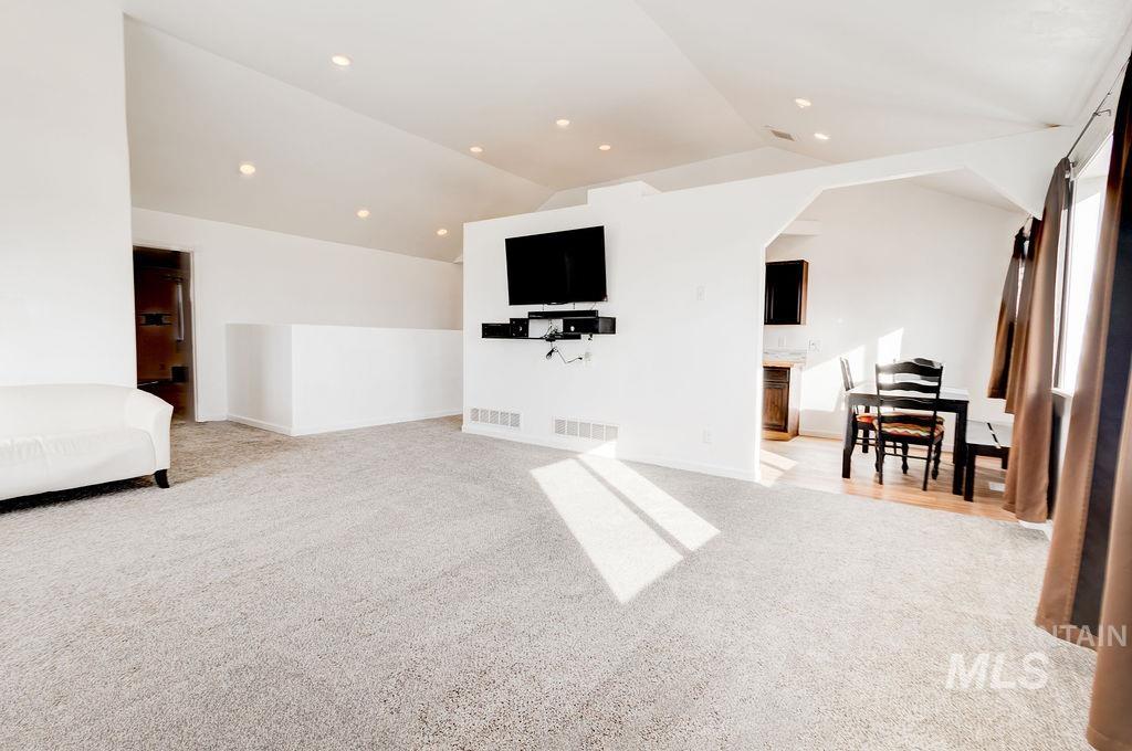 6354 E Panorama Dr, Idaho Falls, Idaho 83401, 4 Bedrooms, 3 Bathrooms, Residential For Sale, Price $538,000,MLS 98979078