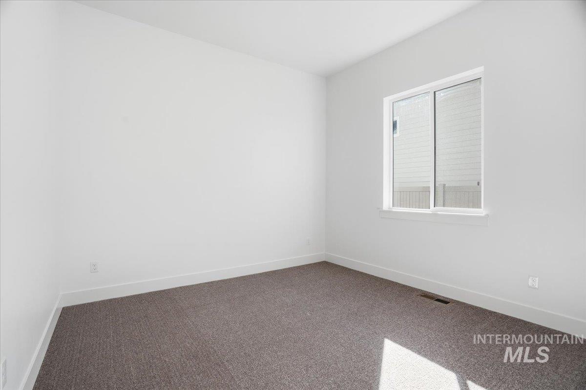 2208 N Kenora Ave, Star, Idaho 83669, 3 Bedrooms, 2.5 Bathrooms, Residential For Sale, Price $744,990, 98979079