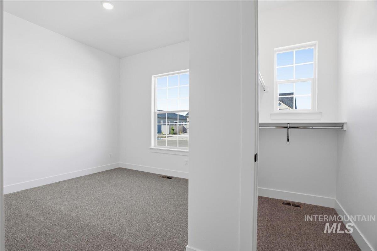 2208 N Kenora Ave, Star, Idaho 83669, 3 Bedrooms, 2.5 Bathrooms, Residential For Sale, Price $744,990, 98979079