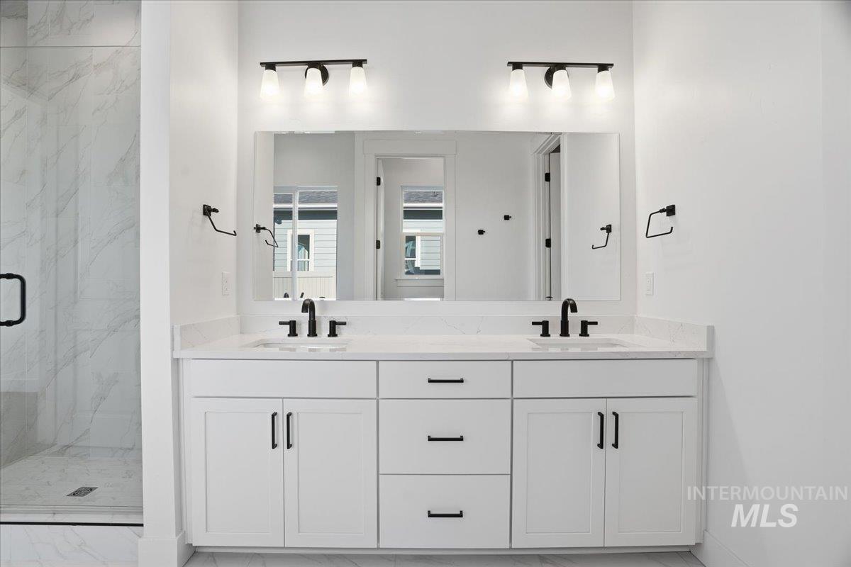 2208 N Kenora Ave, Star, Idaho 83669, 3 Bedrooms, 2.5 Bathrooms, Residential For Sale, Price $744,990, 98979079