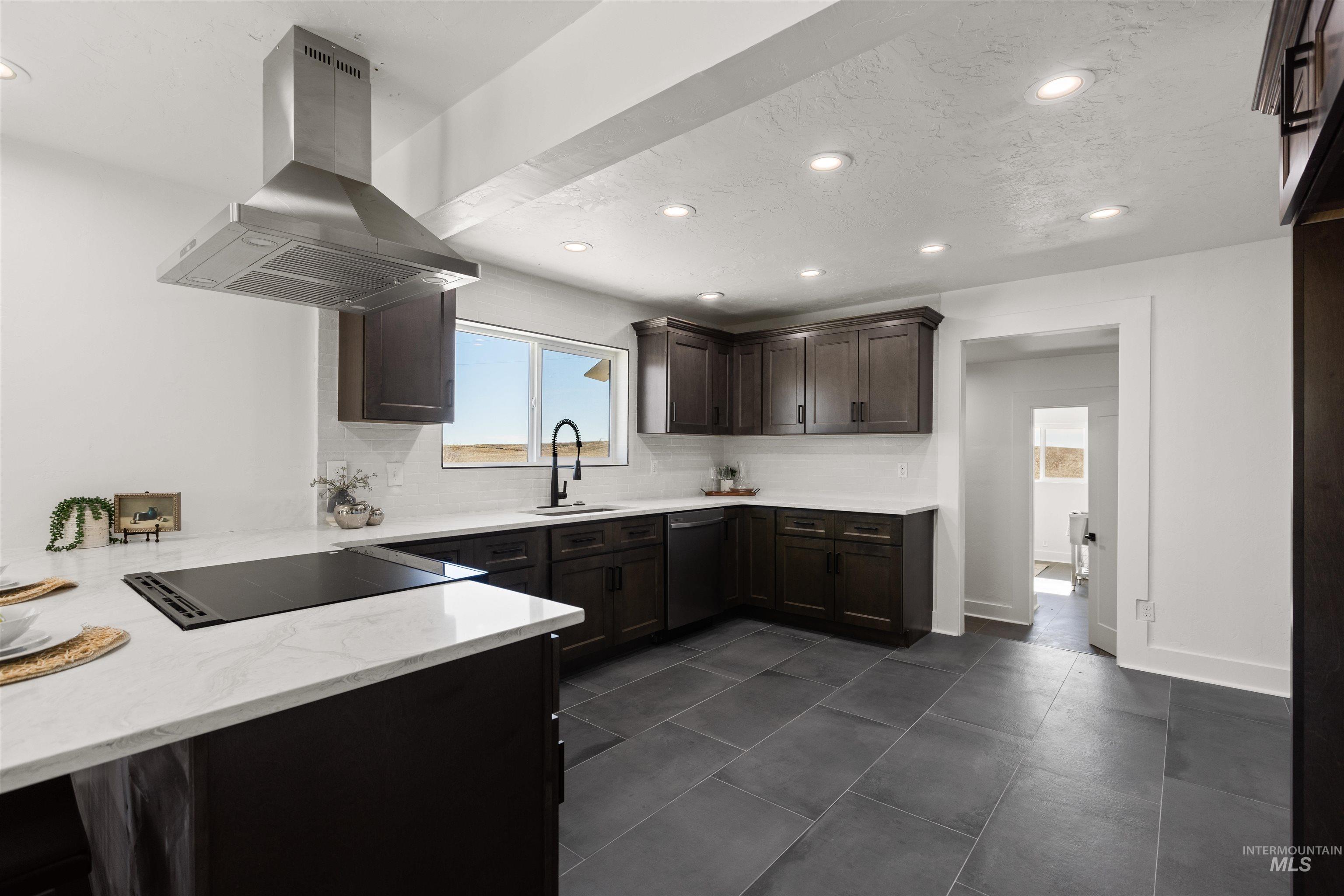 29862 Emmett Rd, Caldwell, Idaho 83607, 4 Bedrooms, 2.5 Bathrooms, Residential For Sale, Price $789,900,MLS 98979080