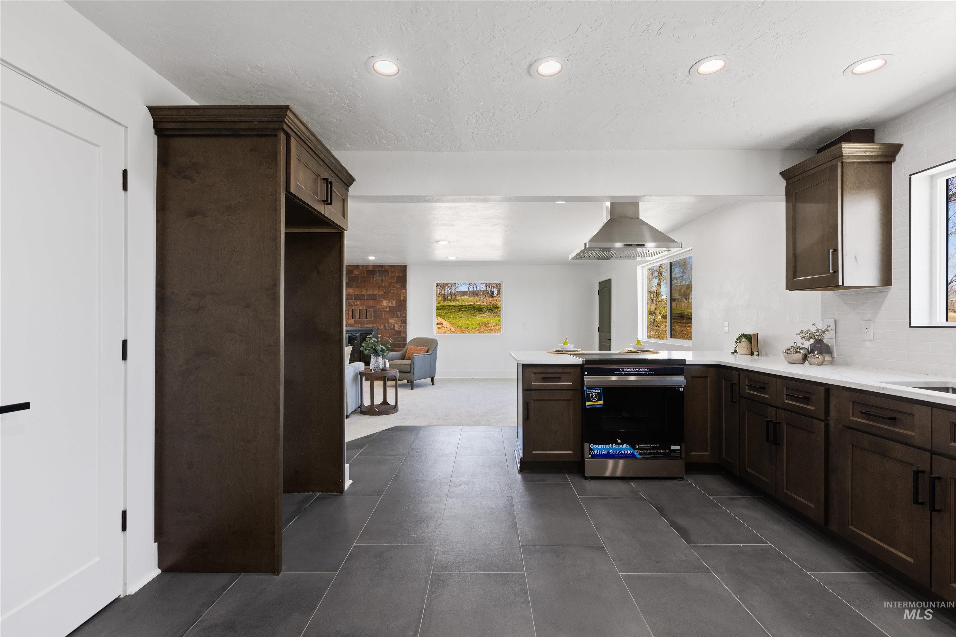 29862 Emmett Rd, Caldwell, Idaho 83607, 4 Bedrooms, 2.5 Bathrooms, Residential For Sale, Price $800,000, 98979080