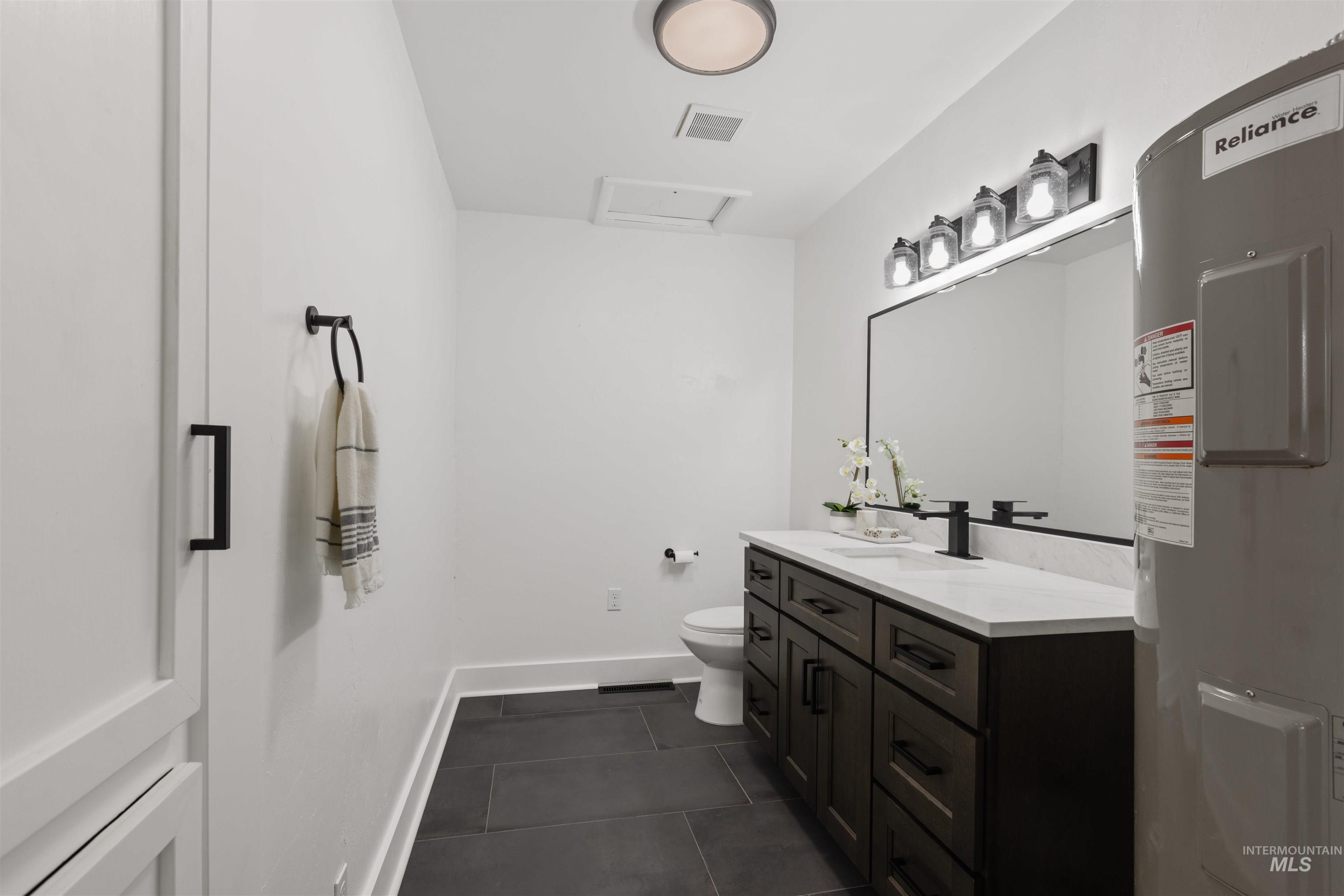 29862 Emmett Rd, Caldwell, Idaho 83607, 4 Bedrooms, 2.5 Bathrooms, Residential For Sale, Price $789,900,MLS 98979080