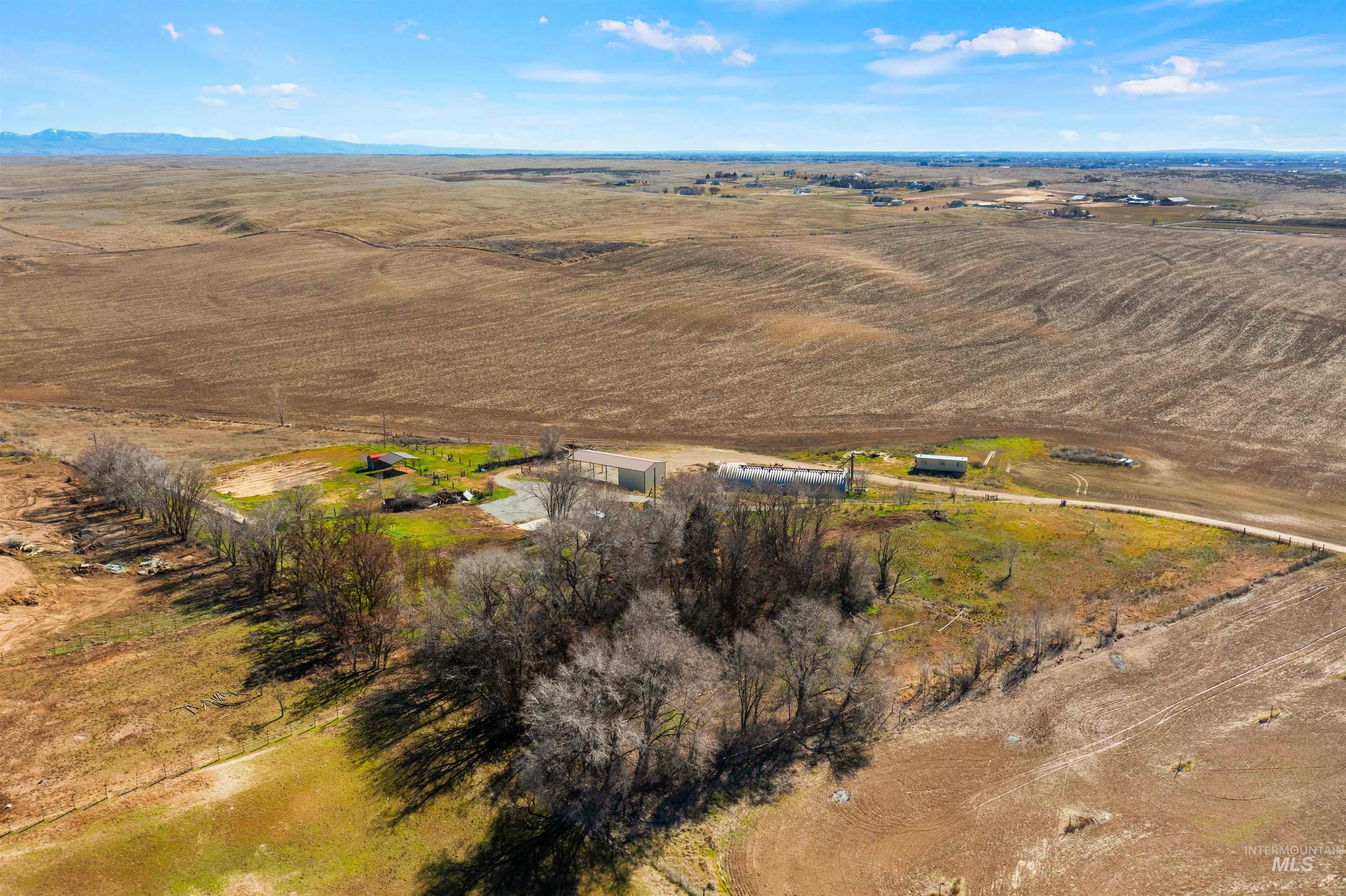 29862 Emmett Rd, Caldwell, Idaho 83607, 4 Bedrooms, 2.5 Bathrooms, Residential For Sale, Price $800,000, 98979080