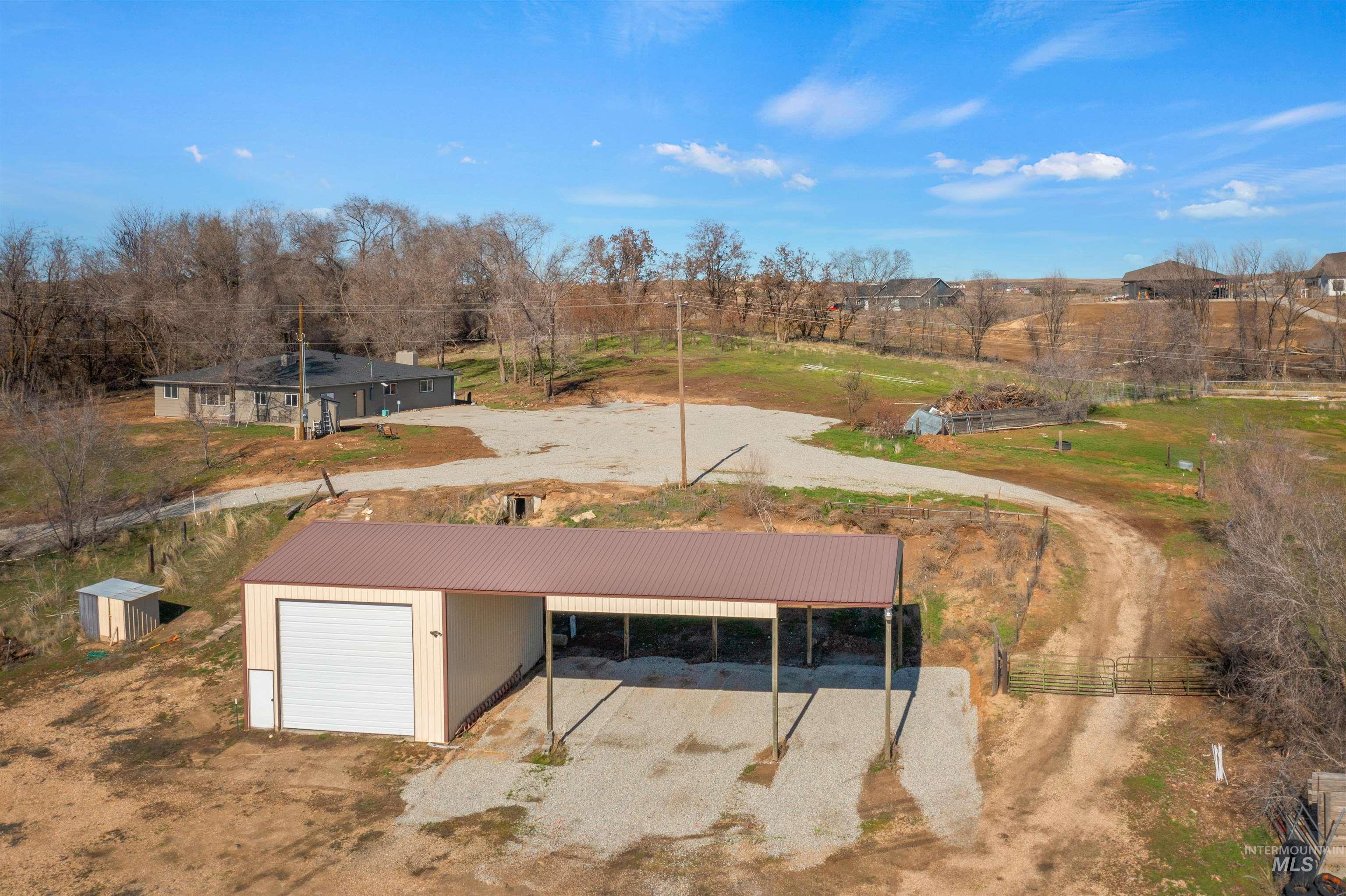 29862 Emmett Rd, Caldwell, Idaho 83607, 4 Bedrooms, 2.5 Bathrooms, Residential For Sale, Price $789,900,MLS 98979080