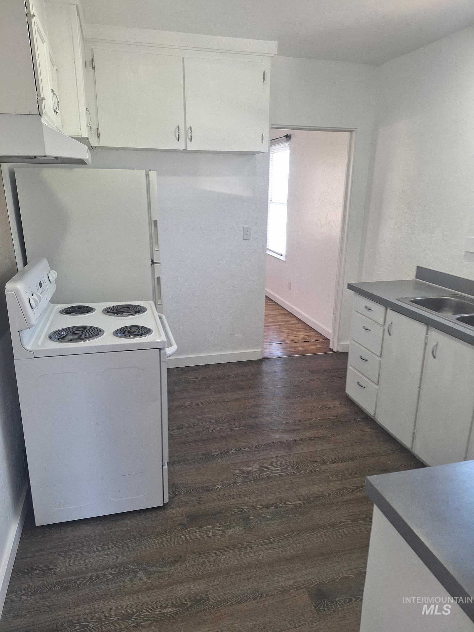 506 5th Ave. E, Gooding, Idaho 83332, 2 Bedrooms, 1 Bathroom, Residential For Sale, Price $265,000, 98979082