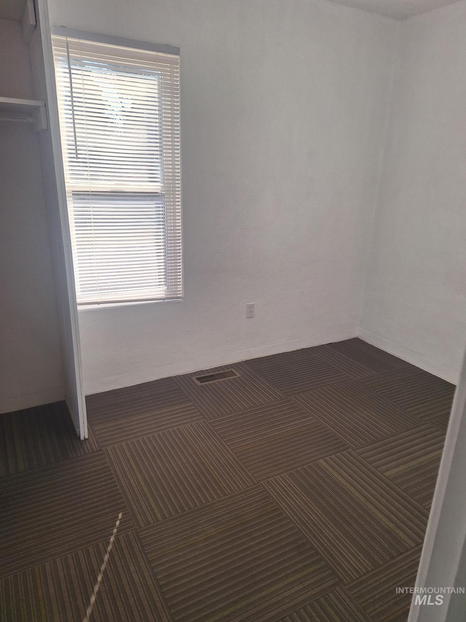 506 5th Ave. E, Gooding, Idaho 83332, 2 Bedrooms, 1 Bathroom, Residential For Sale, Price $265,000, 98979082