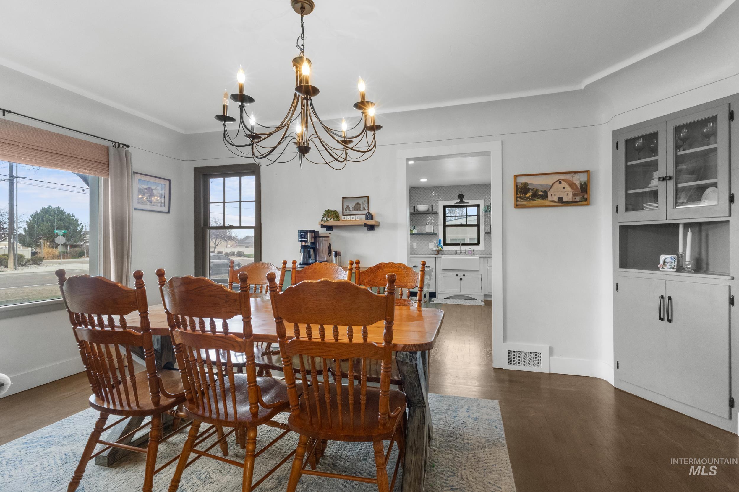 4623 S Montana Ave, Caldwell, Idaho 83607, 4 Bedrooms, 2 Bathrooms, Residential For Sale, Price $560,000, 98979083