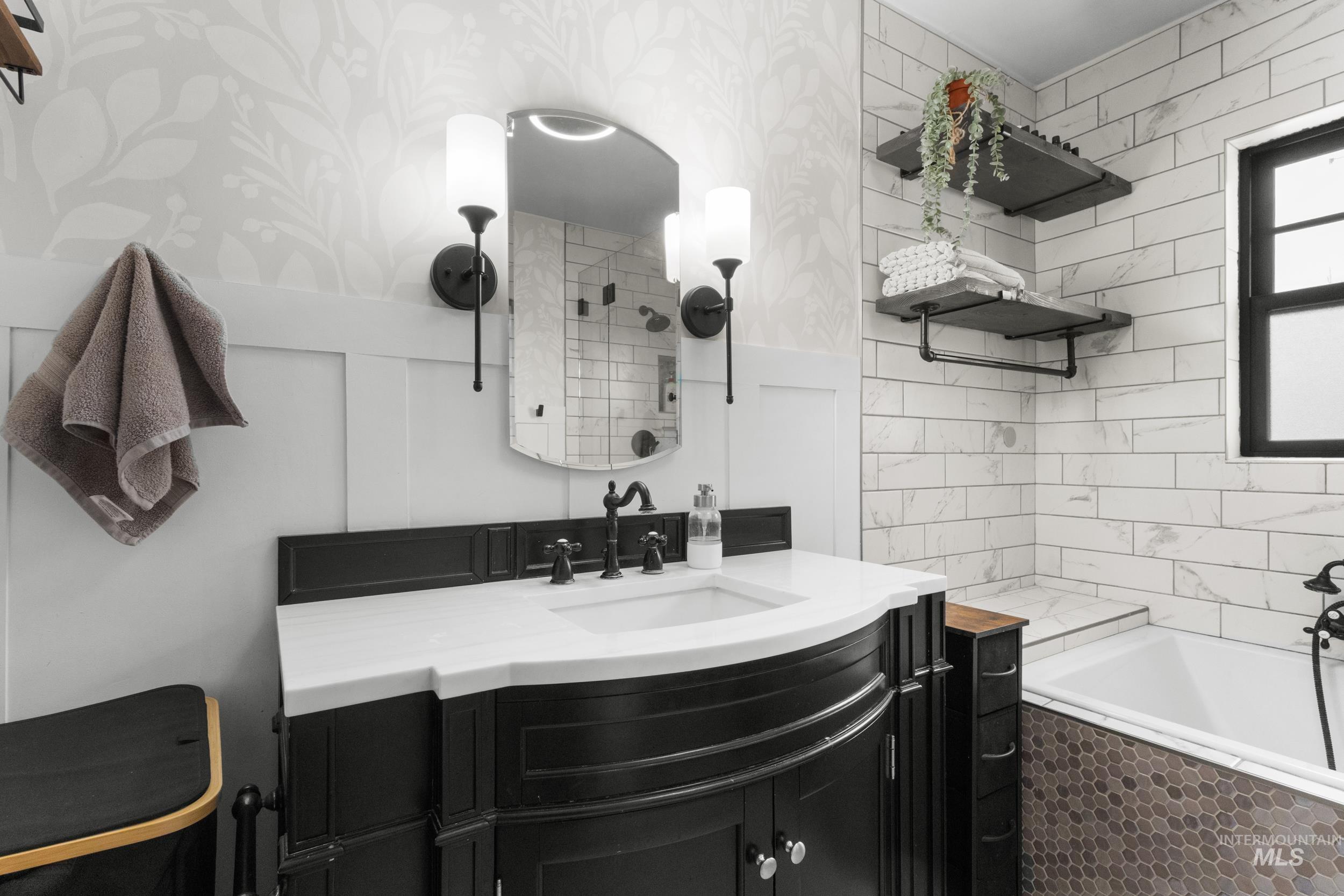 4623 S Montana Ave, Caldwell, Idaho 83607, 4 Bedrooms, 2 Bathrooms, Residential For Sale, Price $560,000, 98979083