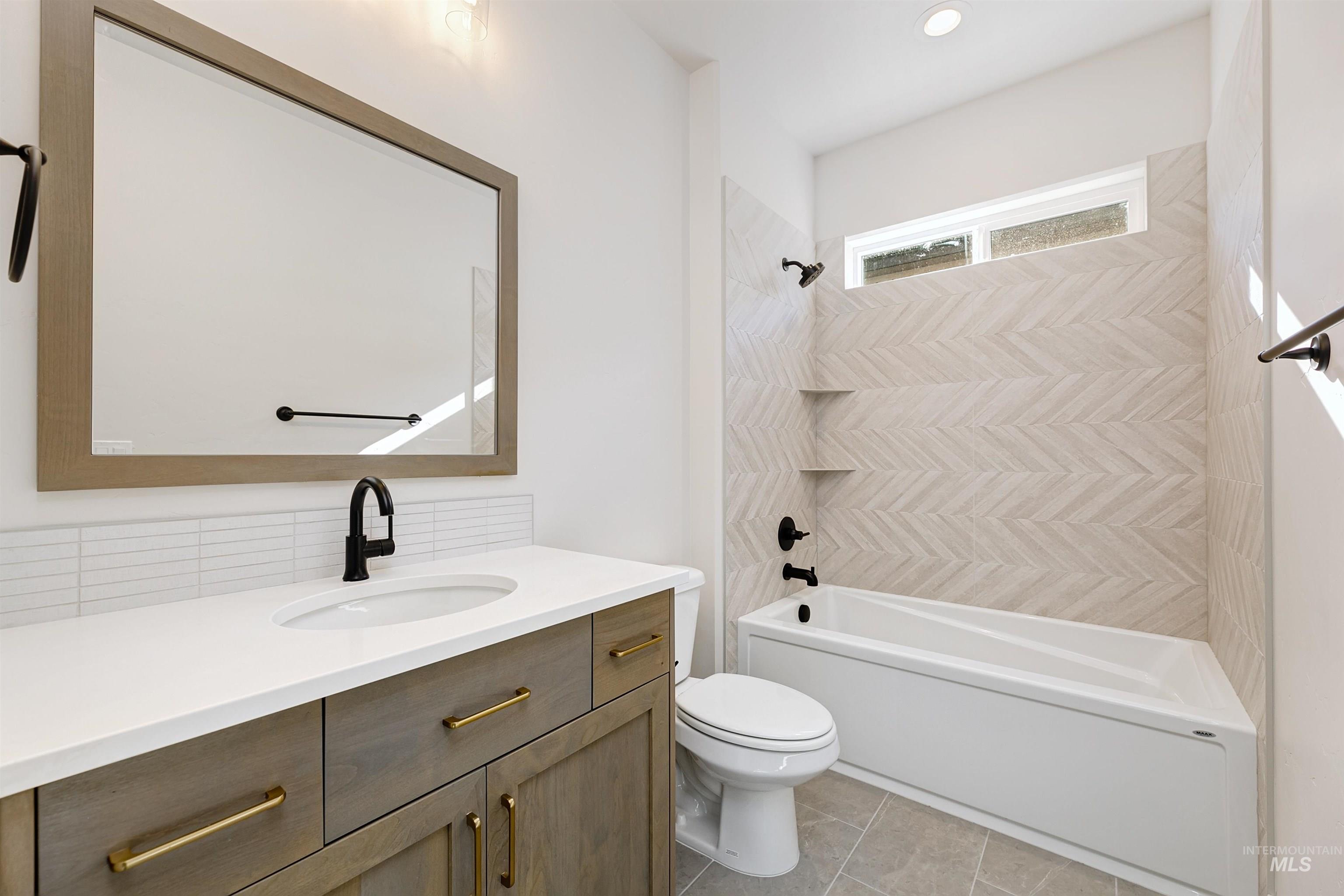 13926 E Ermine Ave, Boise, Idaho 83714, 4 Bedrooms, 3.5 Bathrooms, Residential For Sale, Price $903,665, 98979084