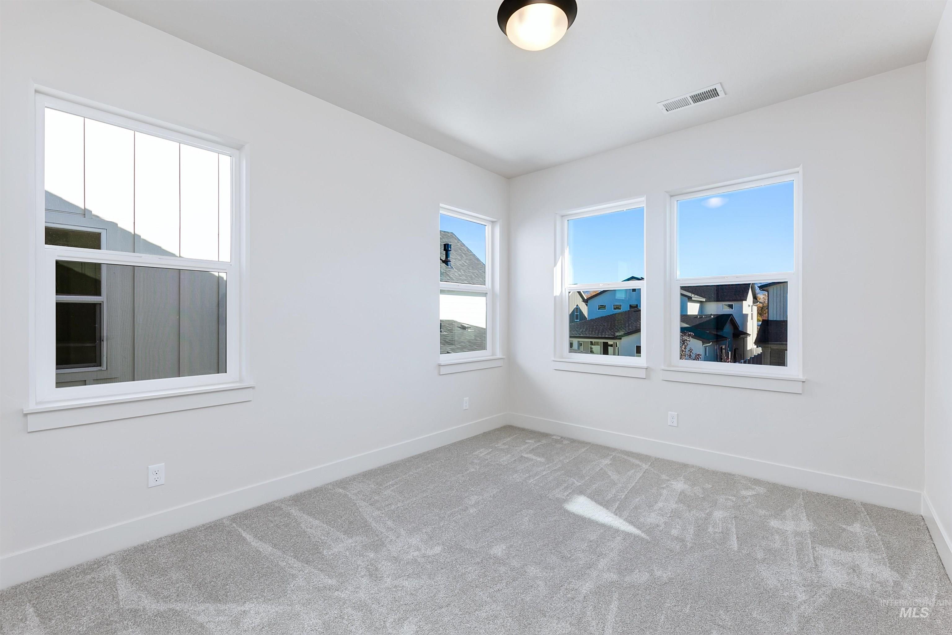 13926 E Ermine Ave, Boise, Idaho 83714, 4 Bedrooms, 3.5 Bathrooms, Residential For Sale, Price $903,665, 98979084