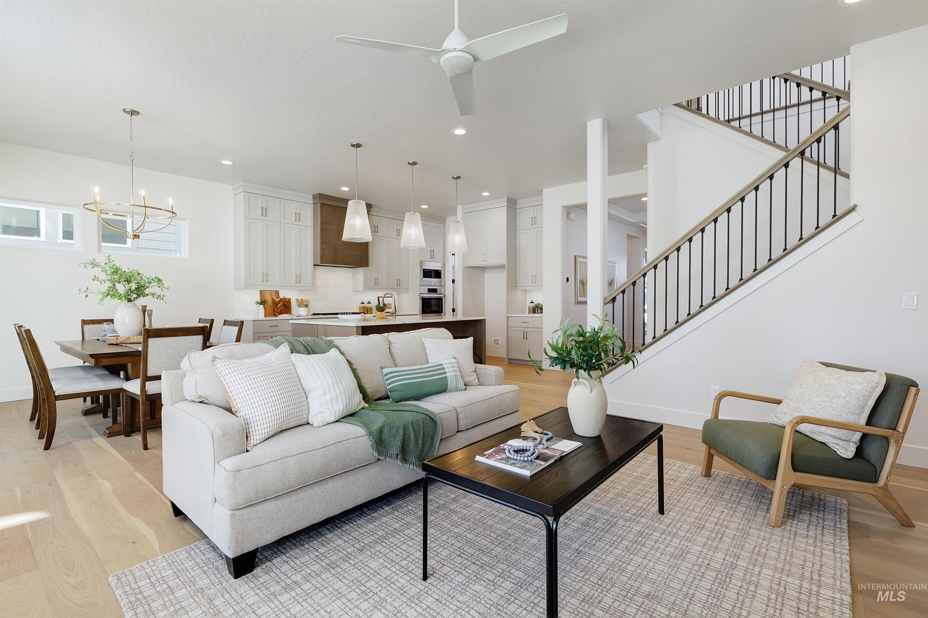 13926 E Ermine Ave, Boise, Idaho 83714, 4 Bedrooms, 3.5 Bathrooms, Residential For Sale, Price $903,665, 98979084