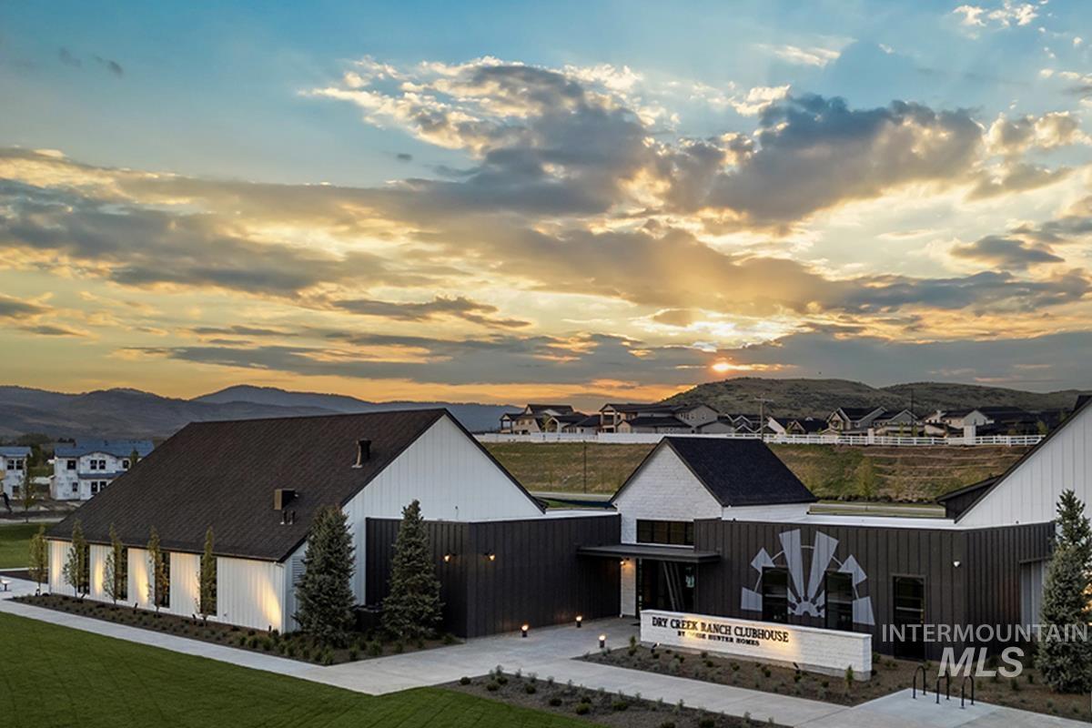 9295 W Sooty Grouse Ct, Boise, Idaho 83714, 5 Bedrooms, 4 Bathrooms, Residential For Sale, Price $1,109,900,MLS 98979086