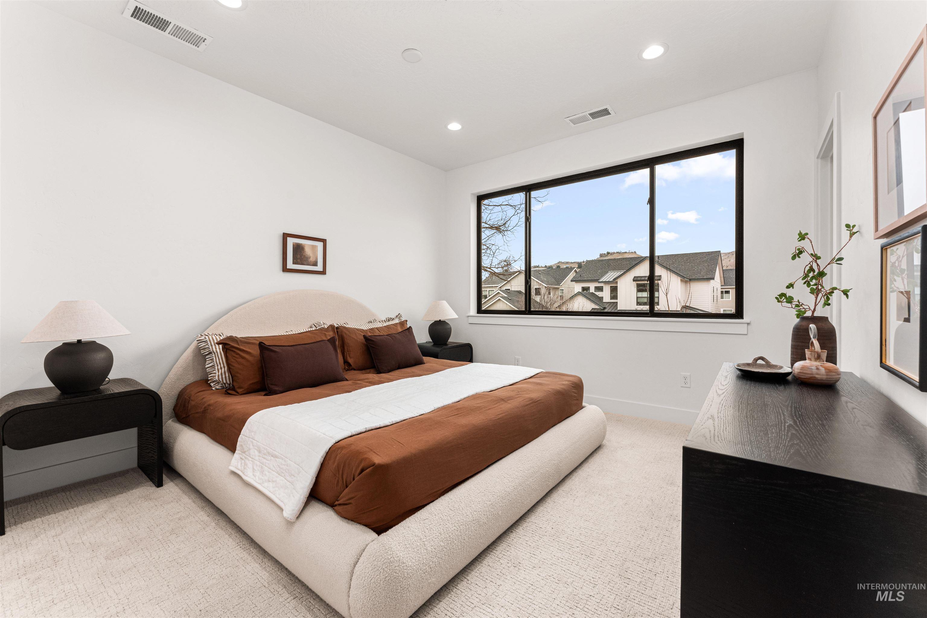 3386 W Whimbrel Lane, Boise, Idaho 83703, 3 Bedrooms, 2.5 Bathrooms, Residential For Sale, Price $779,000, 98979091