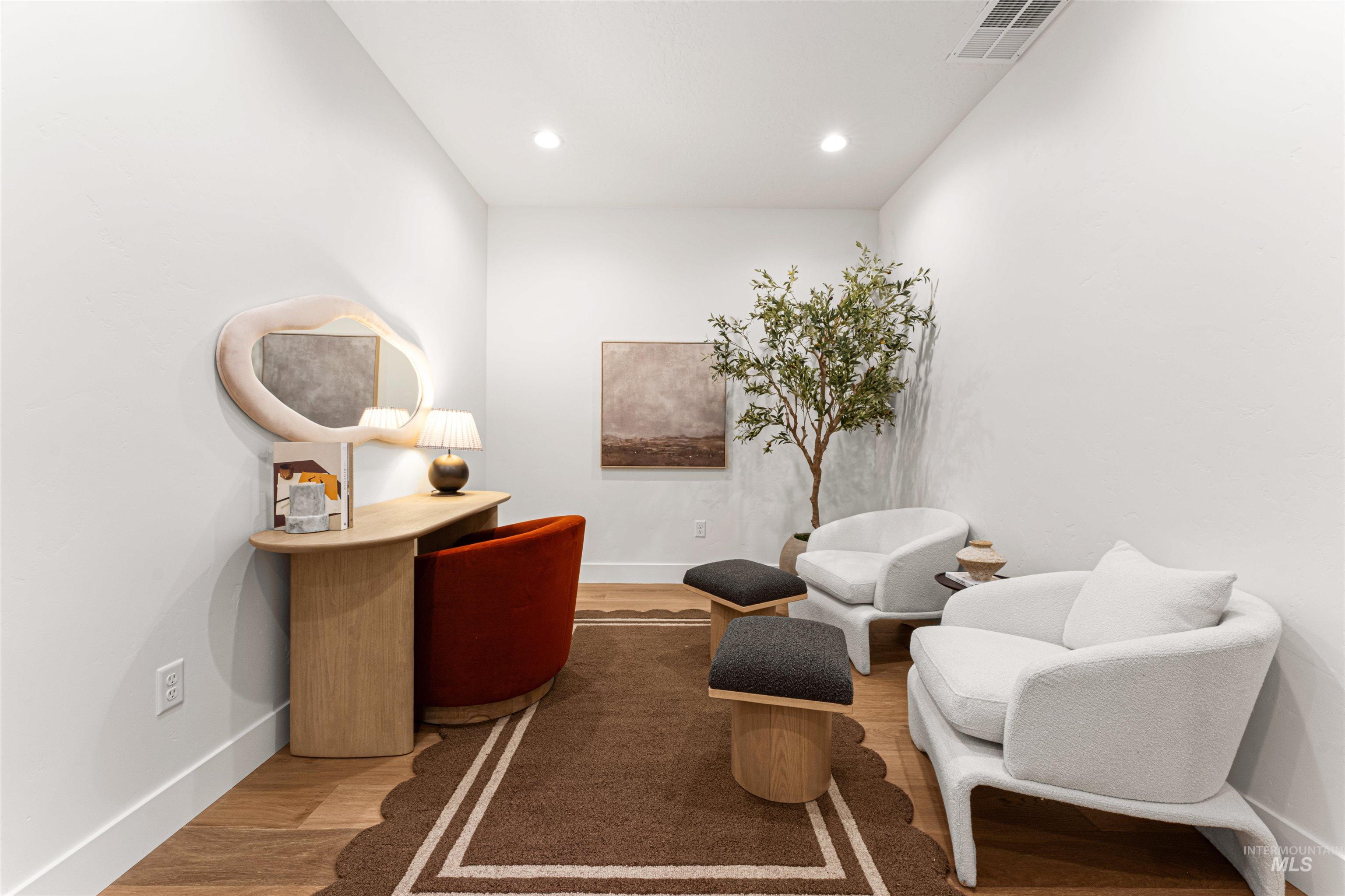 3386 W Whimbrel Lane, Boise, Idaho 83703, 3 Bedrooms, 2.5 Bathrooms, Residential For Sale, Price $779,000, 98979091