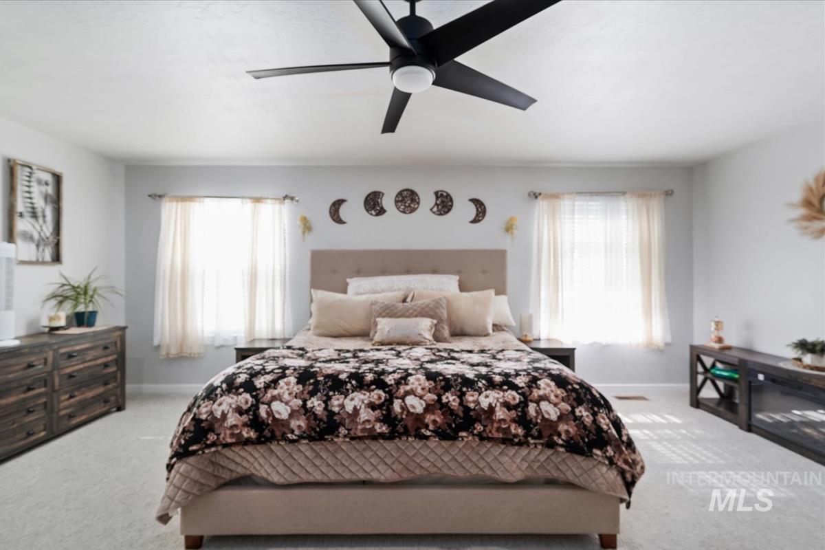 11359 W Langit St, Star, Idaho 83669, 4 Bedrooms, 2.5 Bathrooms, Residential For Sale, Price $545,000,MLS 98979100