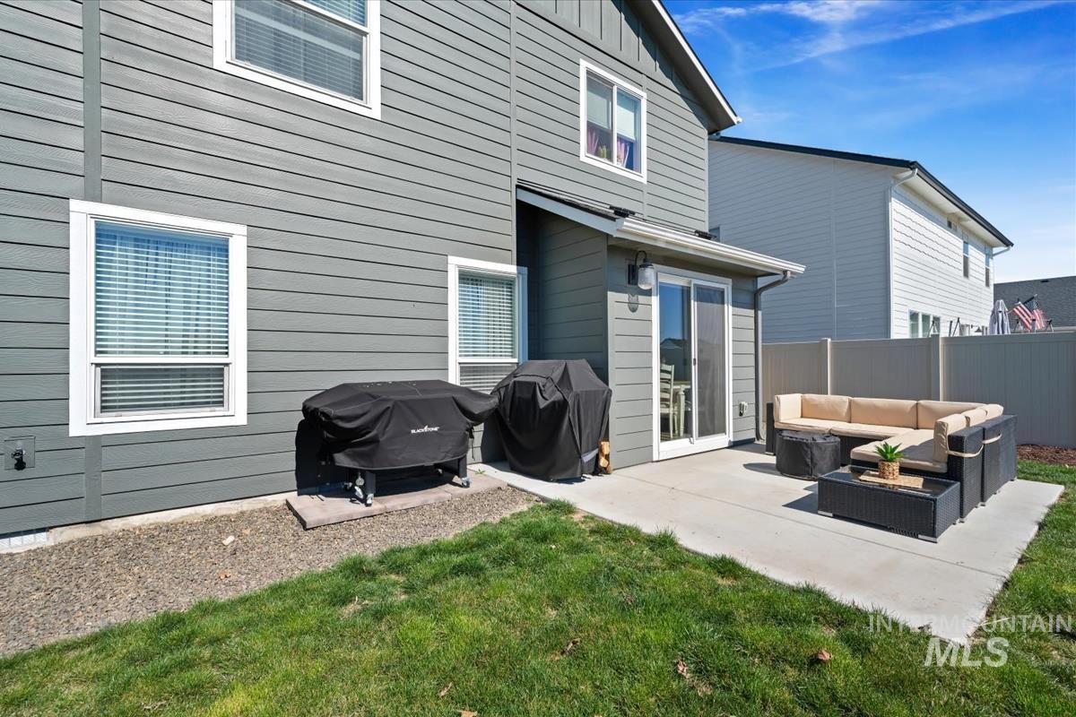 11359 W Langit St, Star, Idaho 83669, 4 Bedrooms, 2.5 Bathrooms, Residential For Sale, Price $545,000,MLS 98979100