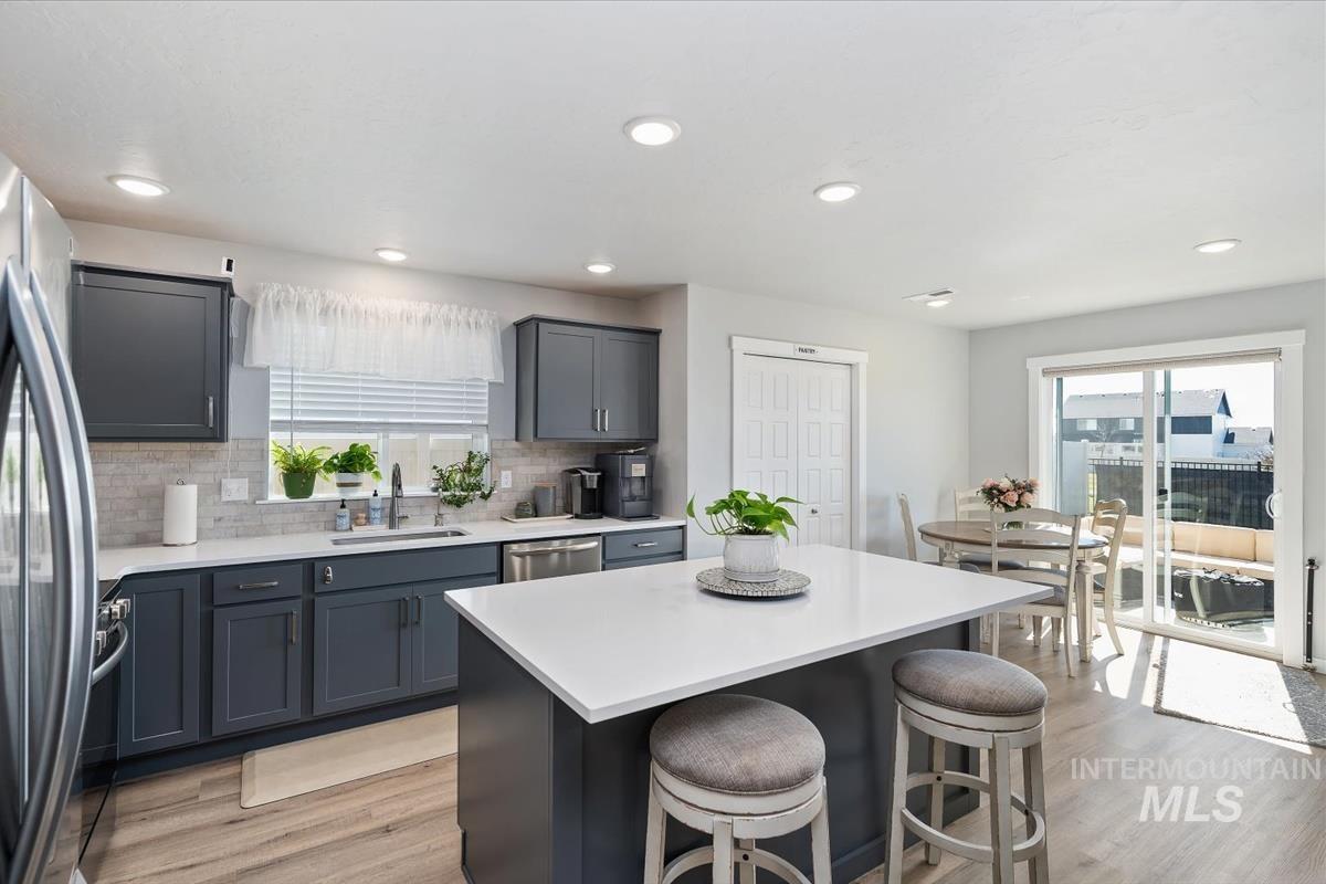 11359 W Langit St, Star, Idaho 83669, 4 Bedrooms, 2.5 Bathrooms, Residential For Sale, Price $545,000,MLS 98979100