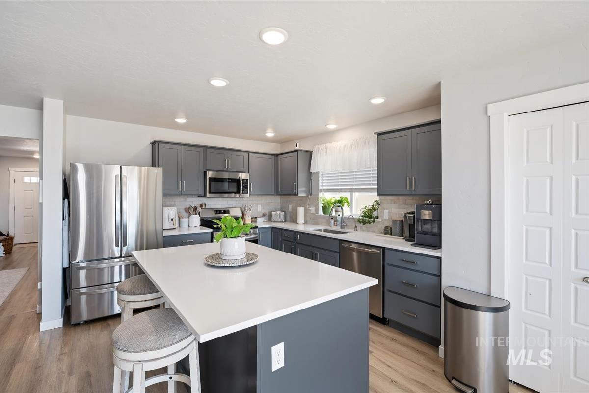 11359 W Langit St, Star, Idaho 83669, 4 Bedrooms, 2.5 Bathrooms, Residential For Sale, Price $545,000,MLS 98979100