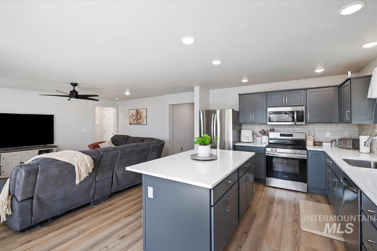 11359 W Langit St, Star, Idaho 83669, 4 Bedrooms, 2.5 Bathrooms, Residential For Sale, Price $545,000,MLS 98979100