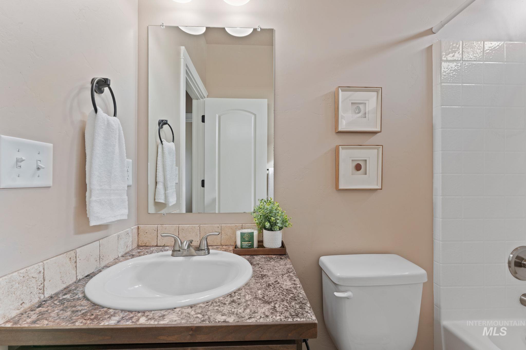 1001 13th Street, Rupert, Idaho 83350, 3 Bedrooms, 2 Bathrooms, Residential For Sale, Price $315,000, 98979103