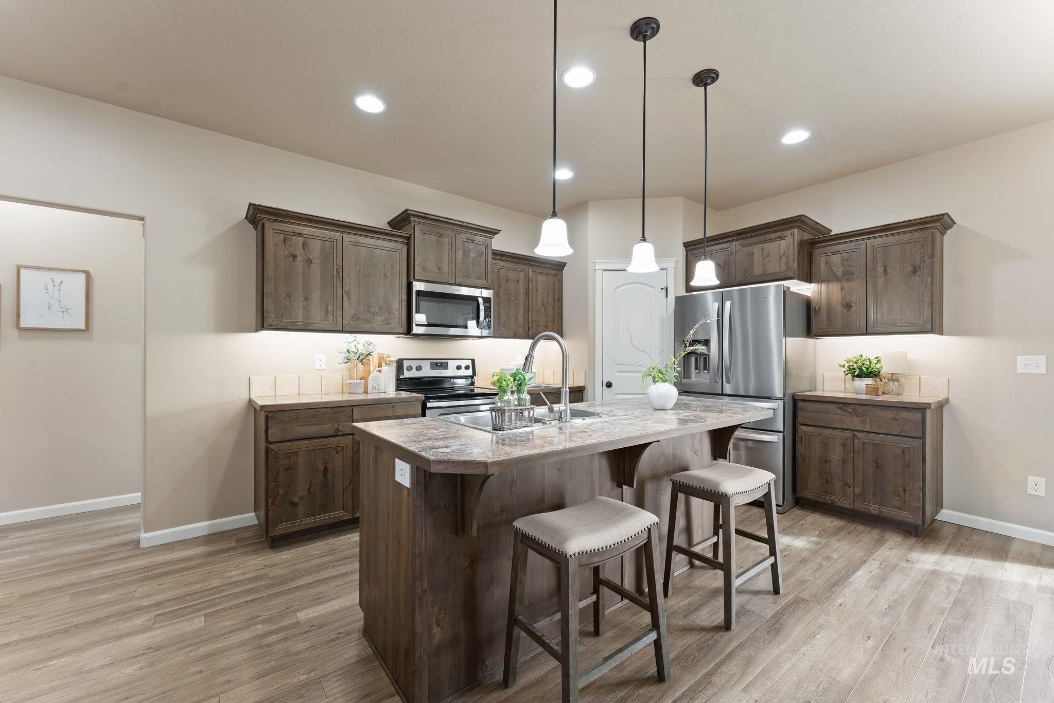 1001 13th Street, Rupert, Idaho 83350, 3 Bedrooms, 2 Bathrooms, Residential For Sale, Price $315,000, 98979103