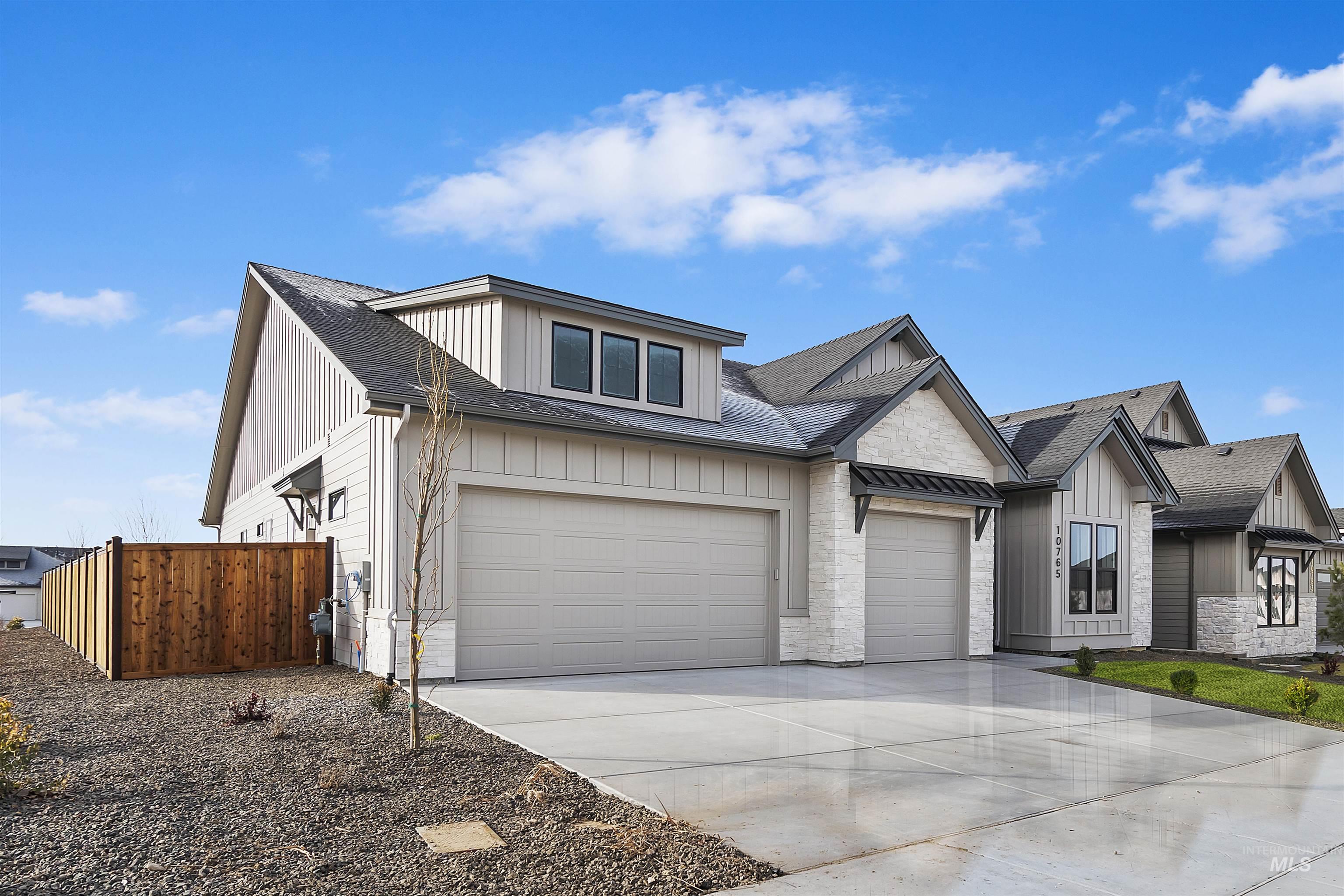 7082 W NEWTON ST, Eagle, Idaho 83616, 4 Bedrooms, 3 Bathrooms, Residential For Sale, Price $899,880,MLS 98979104