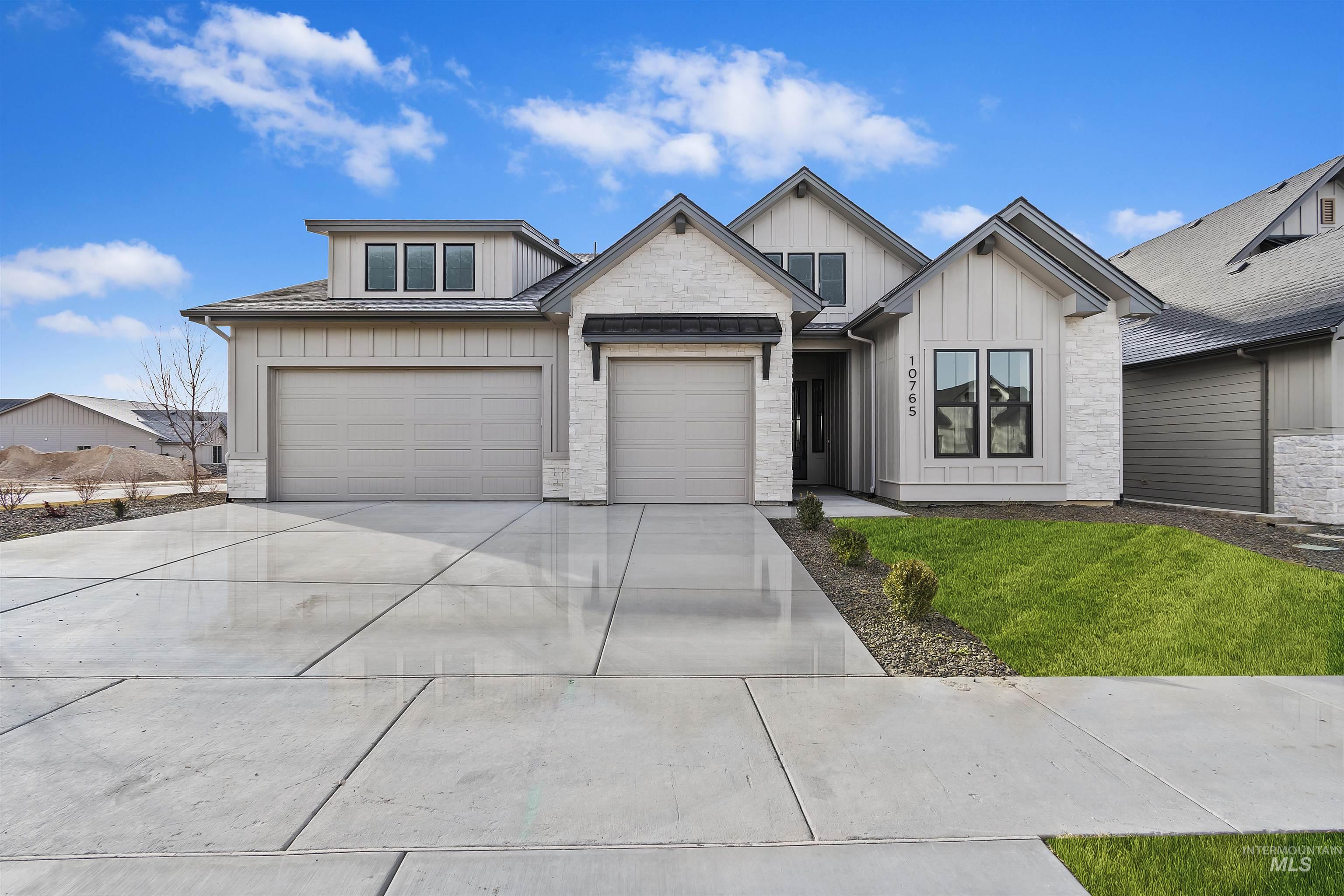 7082 W NEWTON ST, Eagle, Idaho 83616, 4 Bedrooms, 3 Bathrooms, Residential For Sale, Price $899,880,MLS 98979104