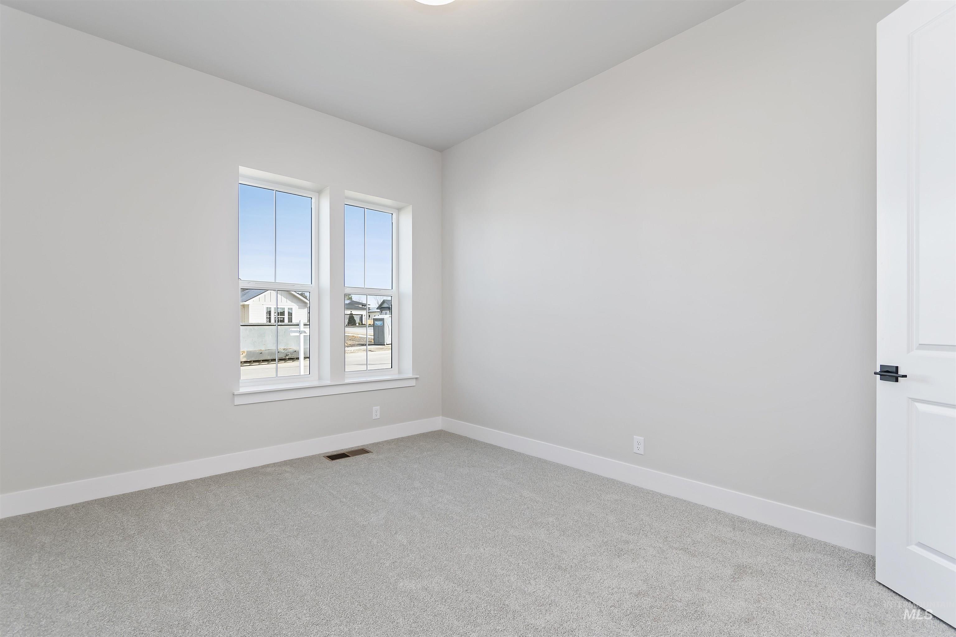 7082 W NEWTON ST, Eagle, Idaho 83616, 4 Bedrooms, 3 Bathrooms, Residential For Sale, Price $899,880,MLS 98979104