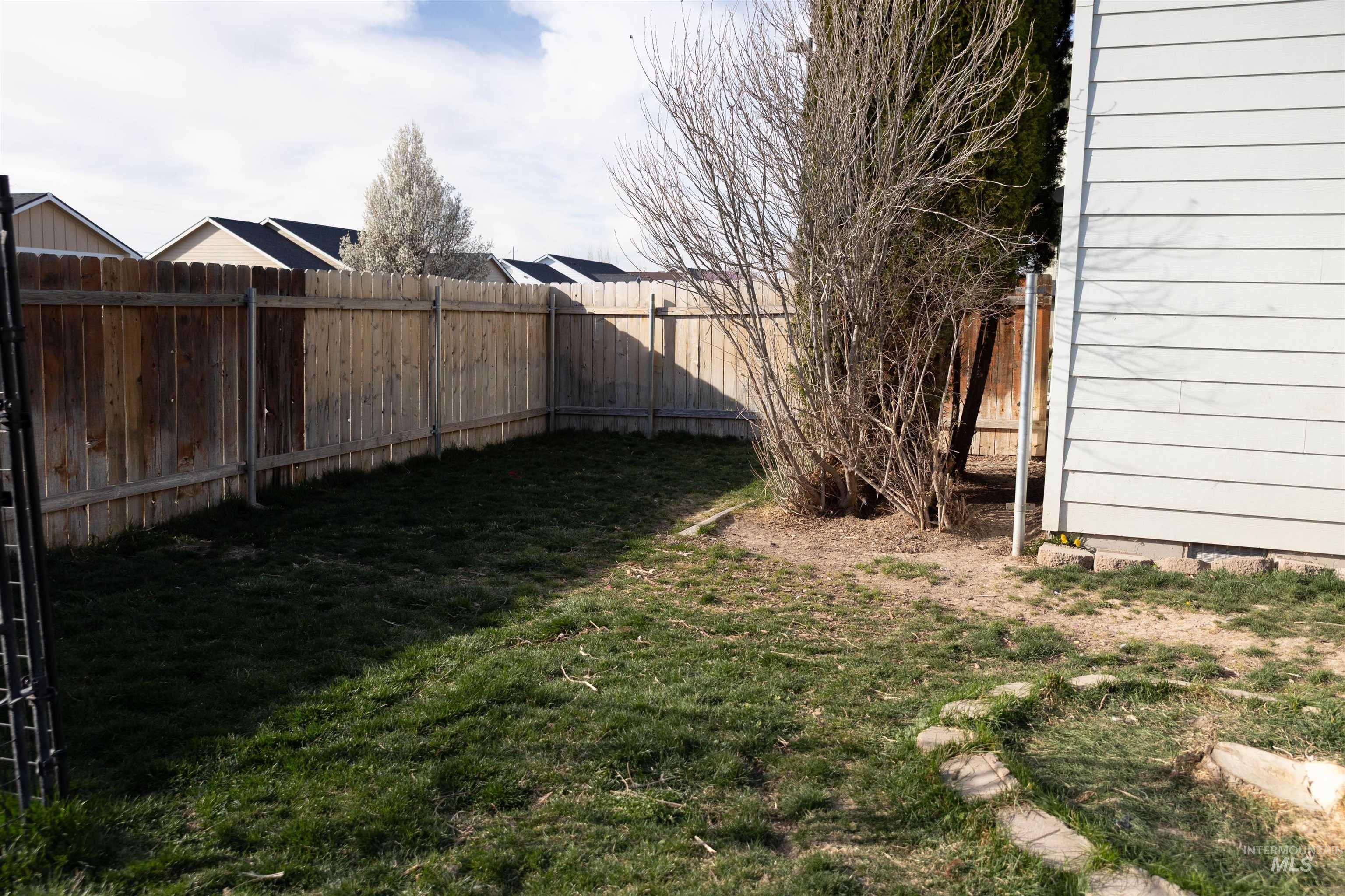 765 SW Foley St, Mountain Home, Idaho 83647-5161, 4 Bedrooms, 2.5 Bathrooms, Residential For Sale, Price $410,000, 98979109