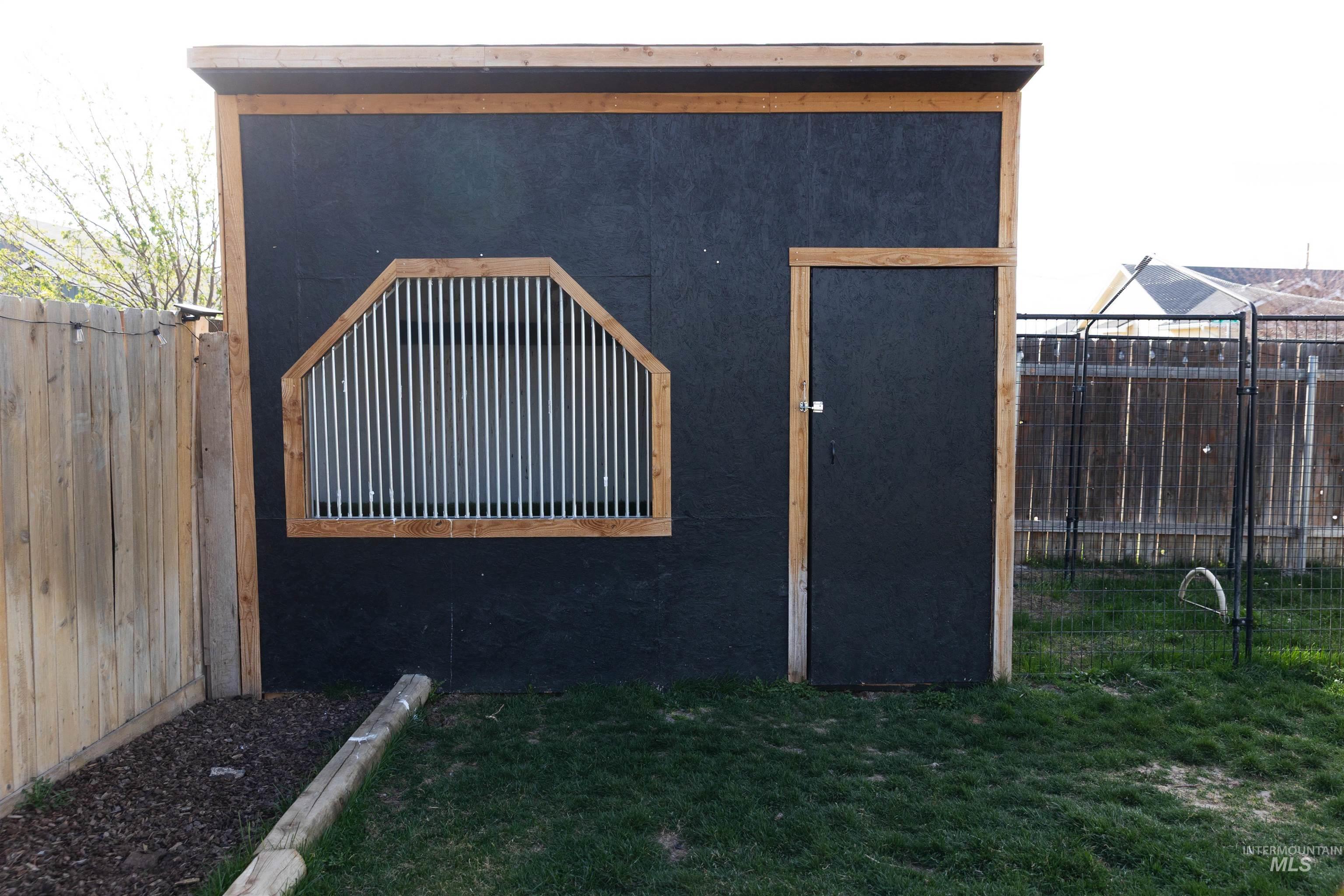 765 SW Foley St, Mountain Home, Idaho 83647-5161, 4 Bedrooms, 2.5 Bathrooms, Residential For Sale, Price $410,000, 98979109