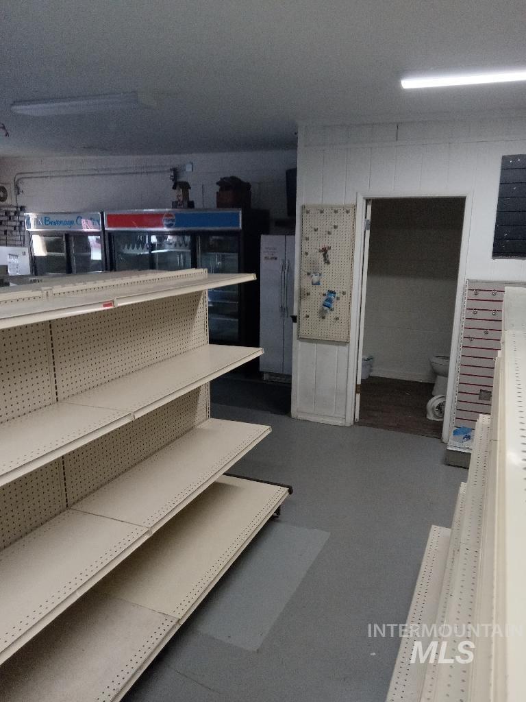 130 River Street, White Bird, Idaho 83554, 2 Bedrooms, 2.5 Bathrooms, Residential For Sale, Price $275,000,MLS 98979110