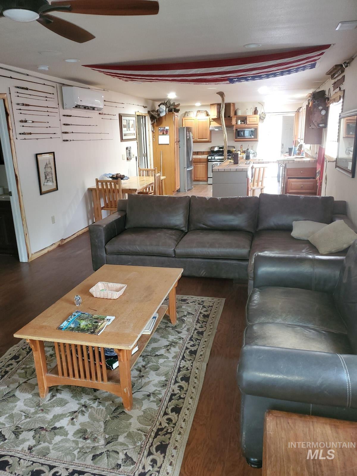 130 River Street, White Bird, Idaho 83554, 2 Bedrooms, 2.5 Bathrooms, Residential For Sale, Price $275,000,MLS 98979110