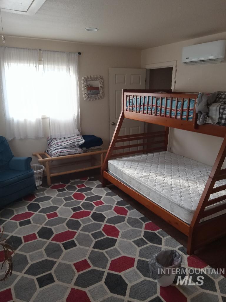 130 River Street, White Bird, Idaho 83554, 2 Bedrooms, 2.5 Bathrooms, Residential For Sale, Price $275,000,MLS 98979110