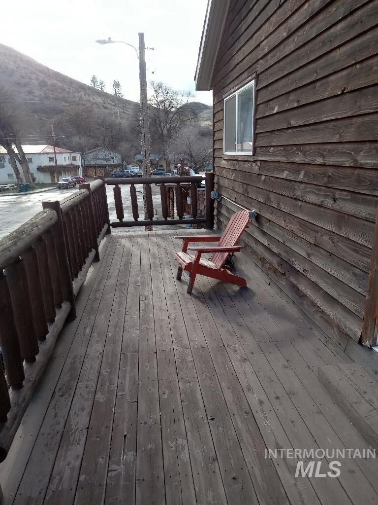 130 River Street, White Bird, Idaho 83554, 2 Bedrooms, 2.5 Bathrooms, Residential For Sale, Price $275,000,MLS 98979110