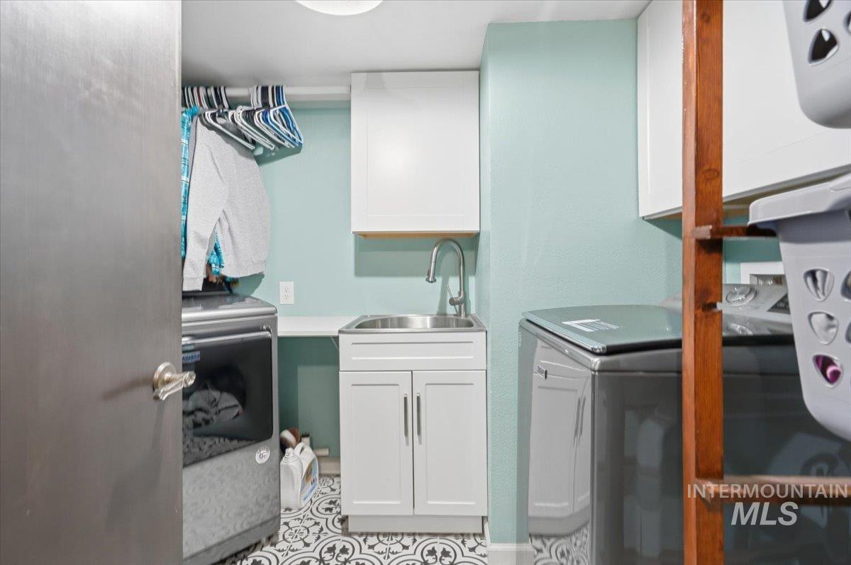 7771 Elmore Rd, Fruitland, Idaho 83619, 4 Bedrooms, 3 Bathrooms, Residential For Sale, Price $799,900,MLS 98979112