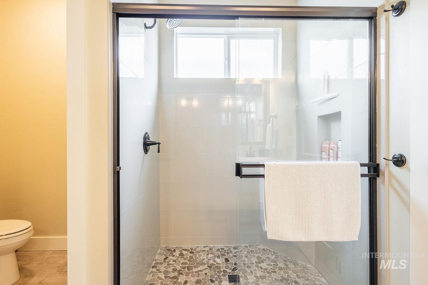 3440 E Girdner Dr, Meridian, Idaho 83642, 3 Bedrooms, 2 Bathrooms, Residential For Sale, Price $525,000,MLS 98979113