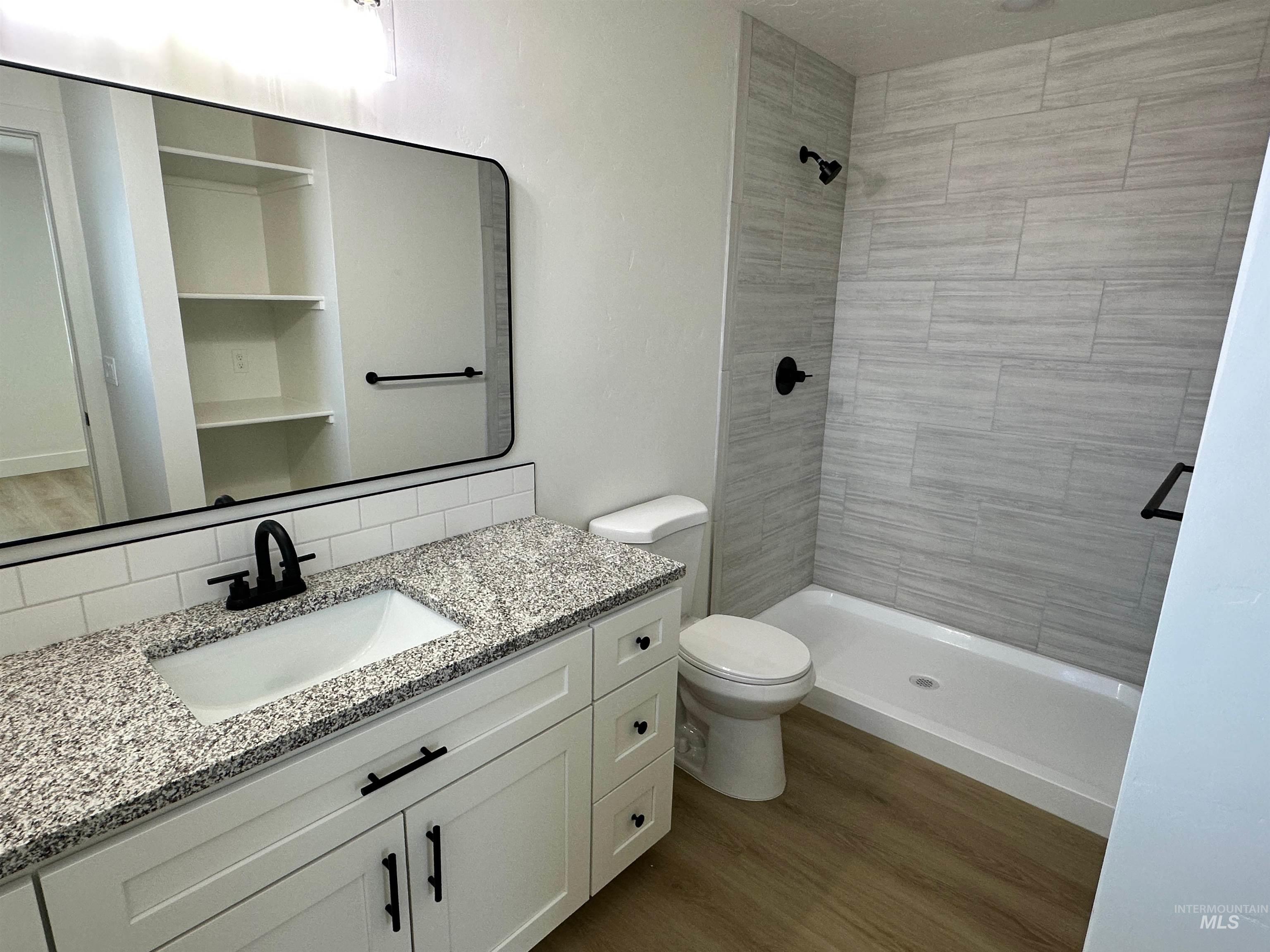 961 NW Foster Ave, Mountain Home, Idaho 83647, 3 Bedrooms, 2.5 Bathrooms, Residential Income For Sale, Price $1,250,000,MLS 98979115