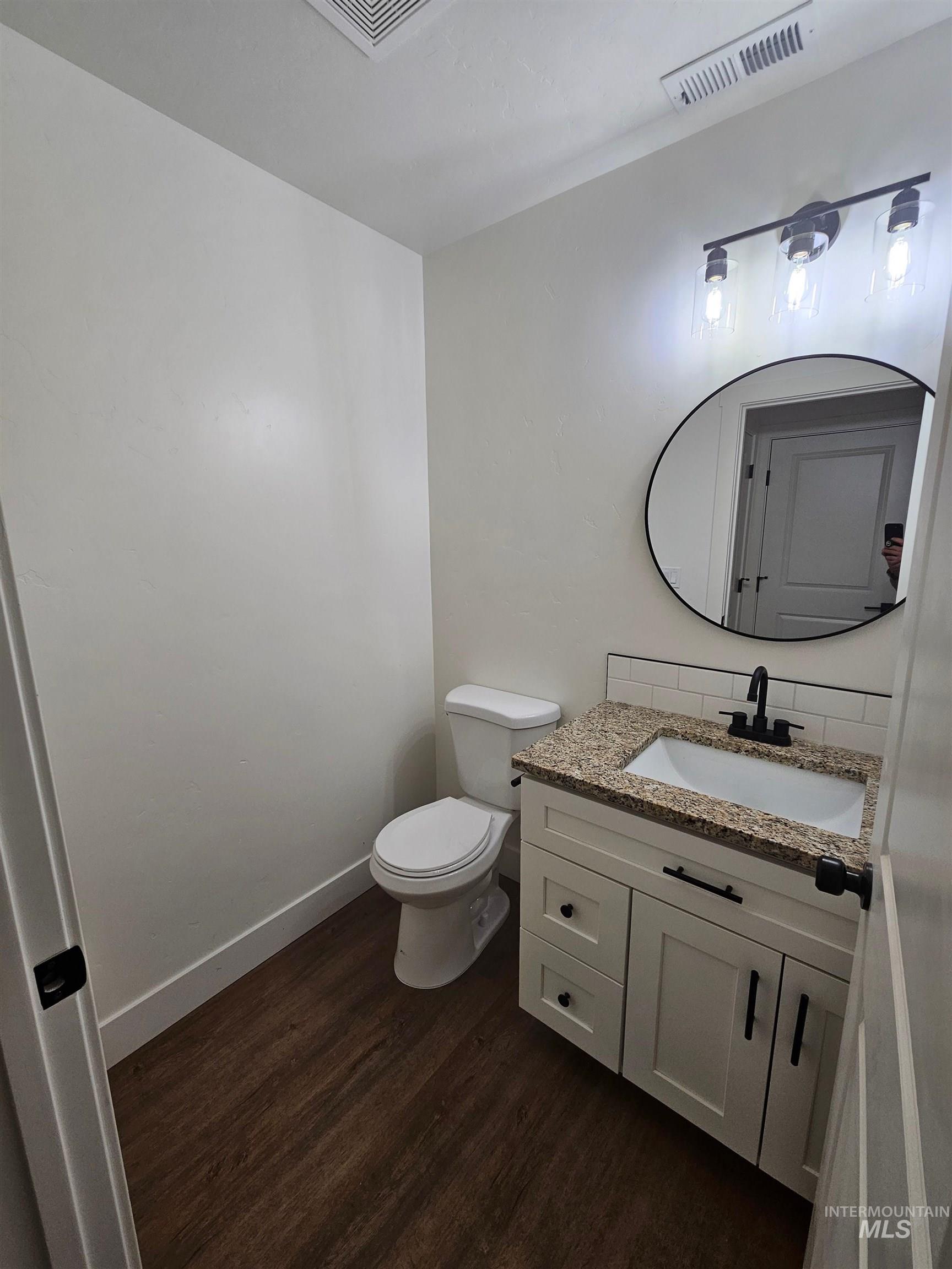 961 NW Foster Ave, Mountain Home, Idaho 83647, 3 Bedrooms, 2.5 Bathrooms, Residential Income For Sale, Price $1,250,000,MLS 98979115