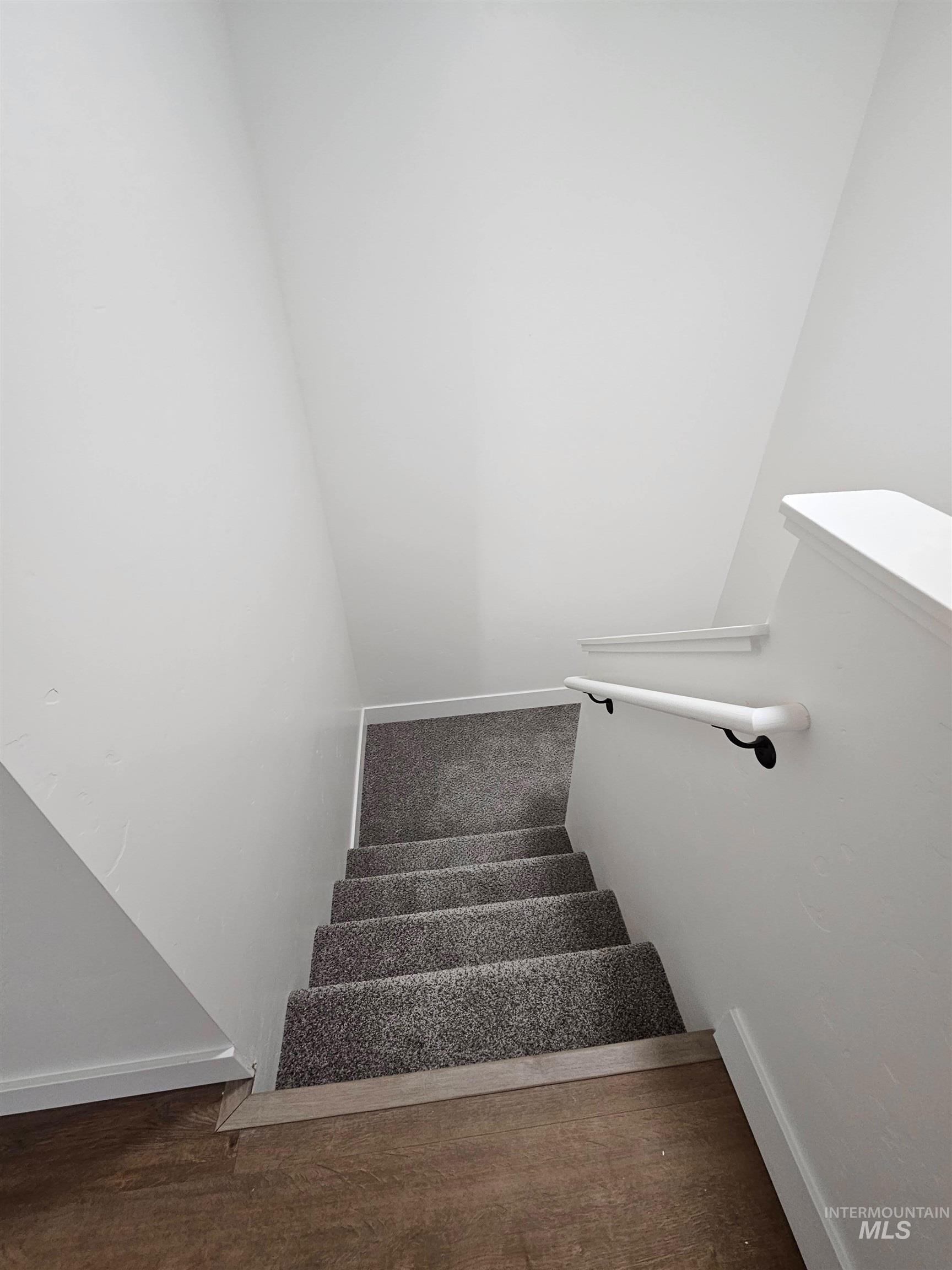 961 NW Foster Ave, Mountain Home, Idaho 83647, 3 Bedrooms, 2.5 Bathrooms, Residential Income For Sale, Price $1,250,000,MLS 98979115