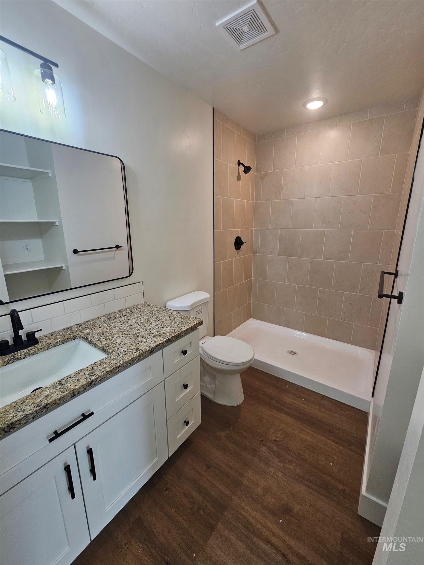 961 NW Foster Ave, Mountain Home, Idaho 83647, 3 Bedrooms, 2.5 Bathrooms, Residential Income For Sale, Price $1,250,000,MLS 98979115