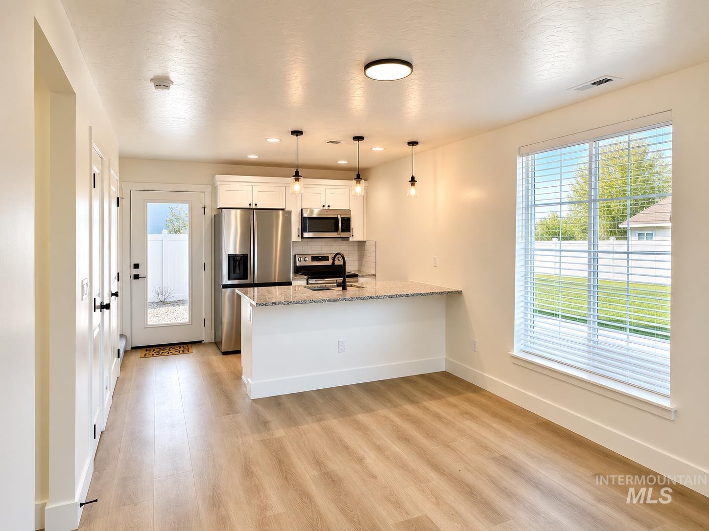 961 NW Foster Ave, Mountain Home, Idaho 83647, 3 Bedrooms, 2.5 Bathrooms, Residential Income For Sale, Price $1,250,000, 98979115