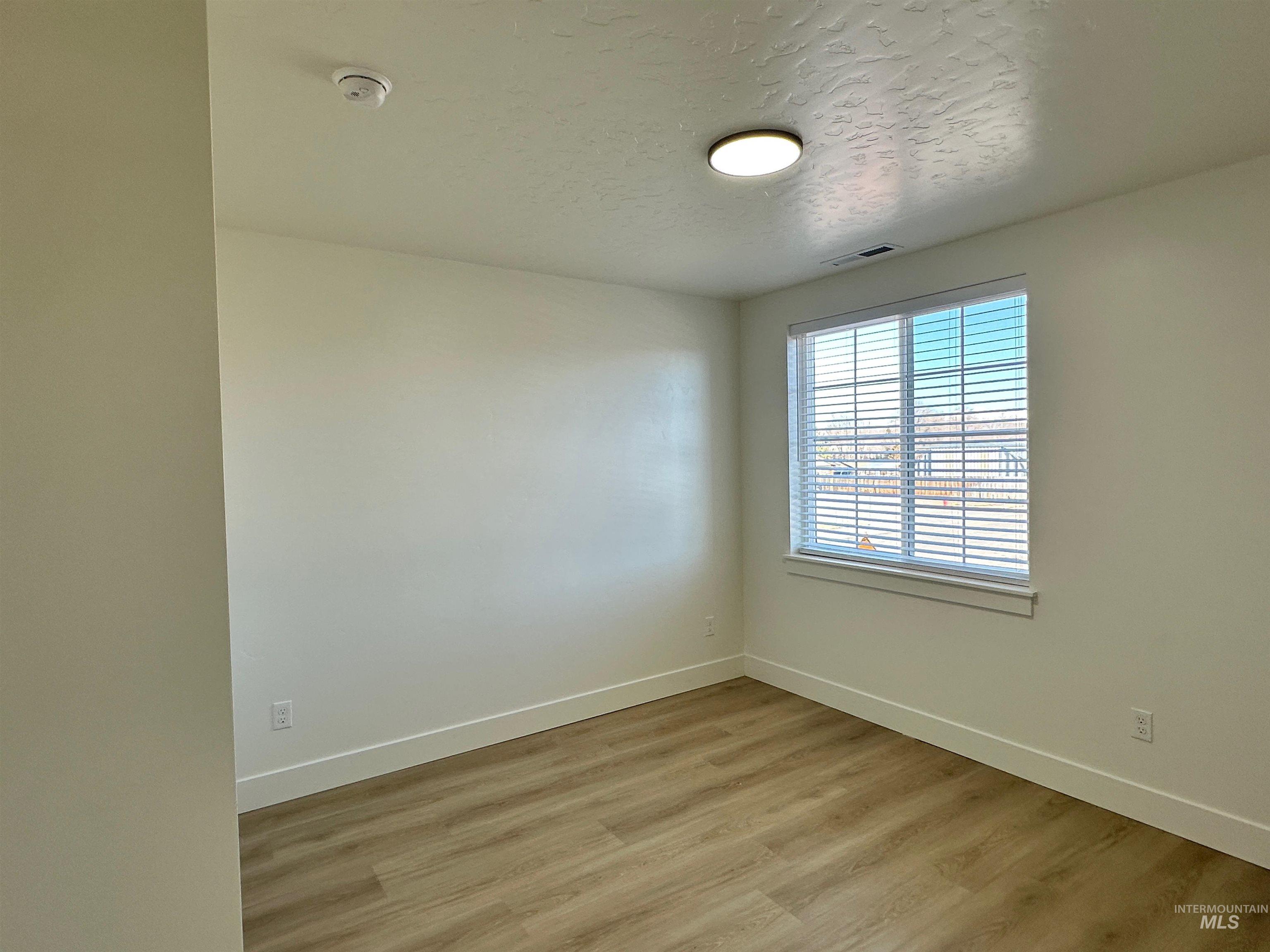 961 NW Foster Ave, Mountain Home, Idaho 83647, 3 Bedrooms, 2.5 Bathrooms, Residential Income For Sale, Price $1,250,000,MLS 98979115