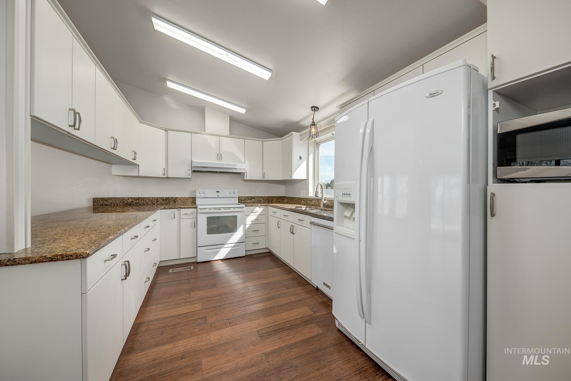 28650 Rocky Road, Parma, Idaho 83660, 3 Bedrooms, 2 Bathrooms, Residential For Sale, Price $419,999, 98979116