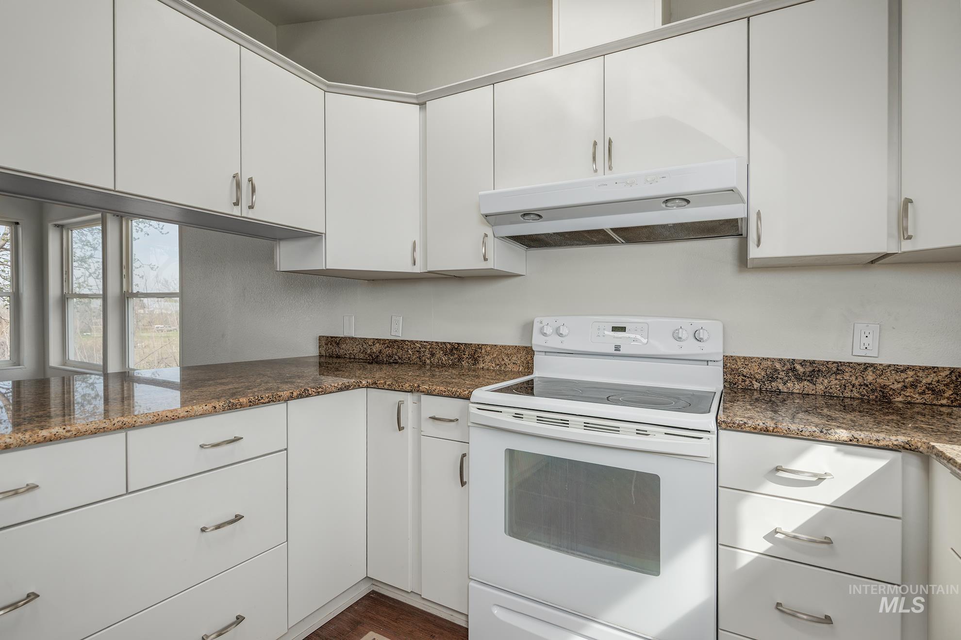 28650 Rocky Road, Parma, Idaho 83660, 3 Bedrooms, 2 Bathrooms, Residential For Sale, Price $419,999, 98979116